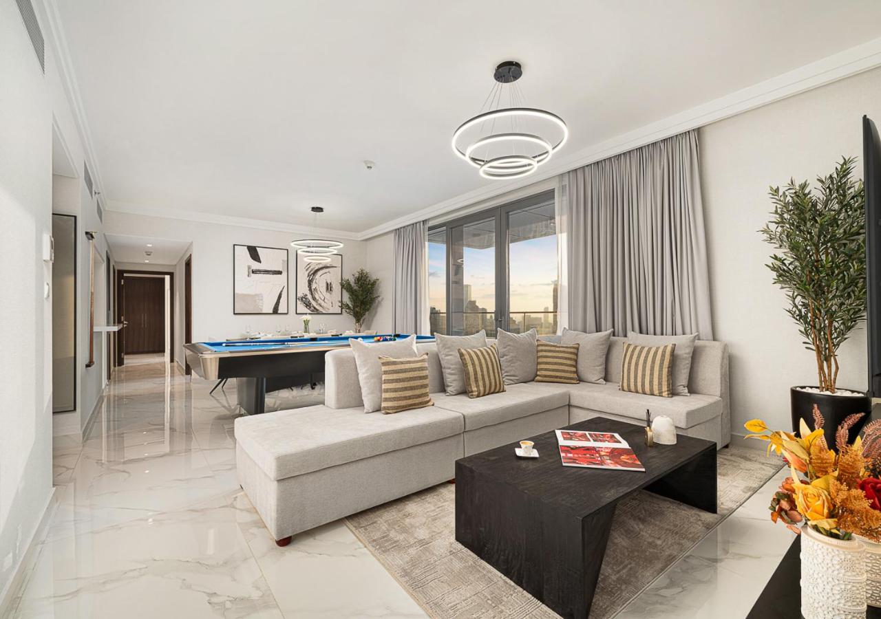 Royal Vista - Luxury 4BR Apartment at Boulevard Point - Downtown
