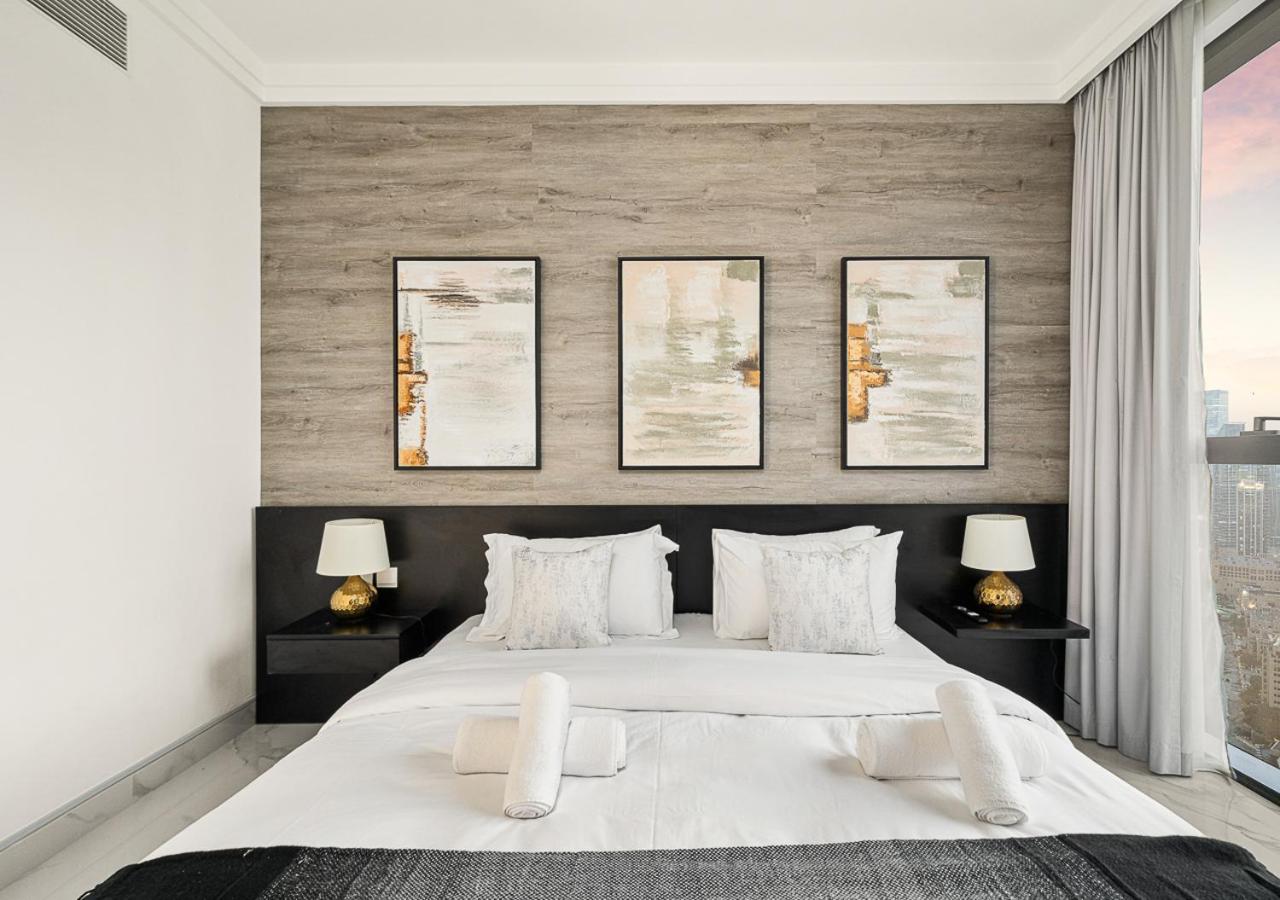 Royal Vista - Luxury 4BR Apartment at Boulevard Point - Downtown