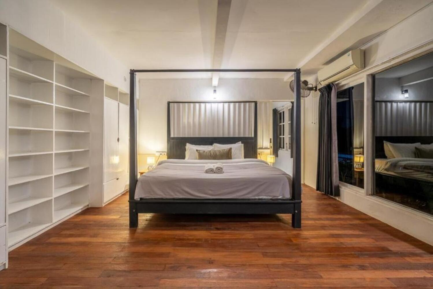 Luxury 3-Bedroom Pool Villa in Canggu Near Beach & Nightlife