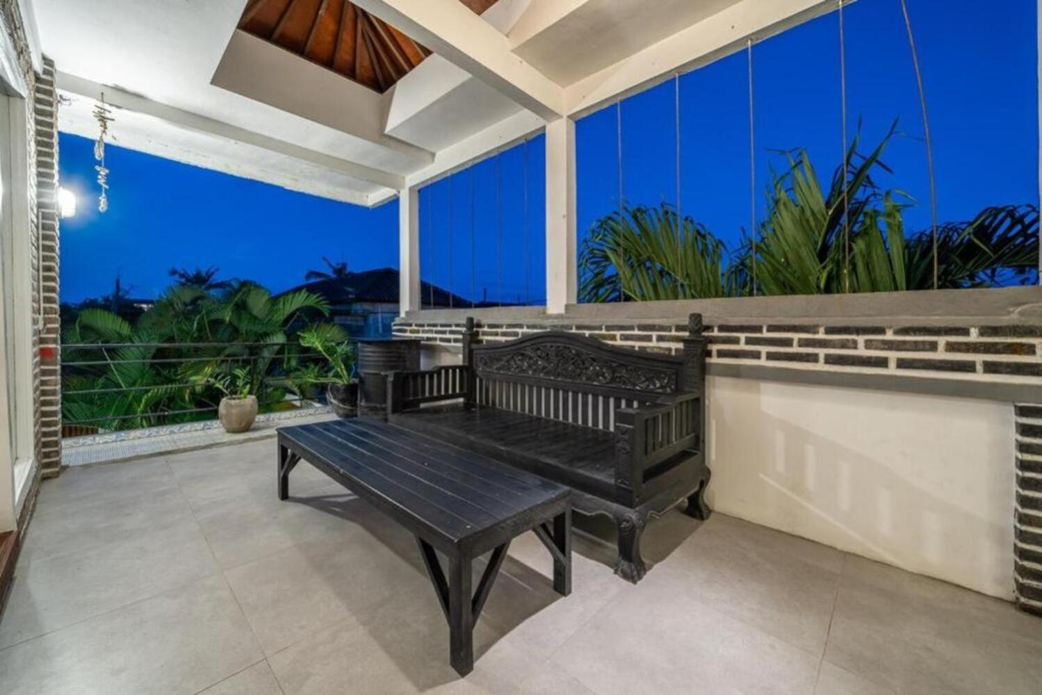 Luxury 3-Bedroom Pool Villa in Canggu Near Beach & Nightlife