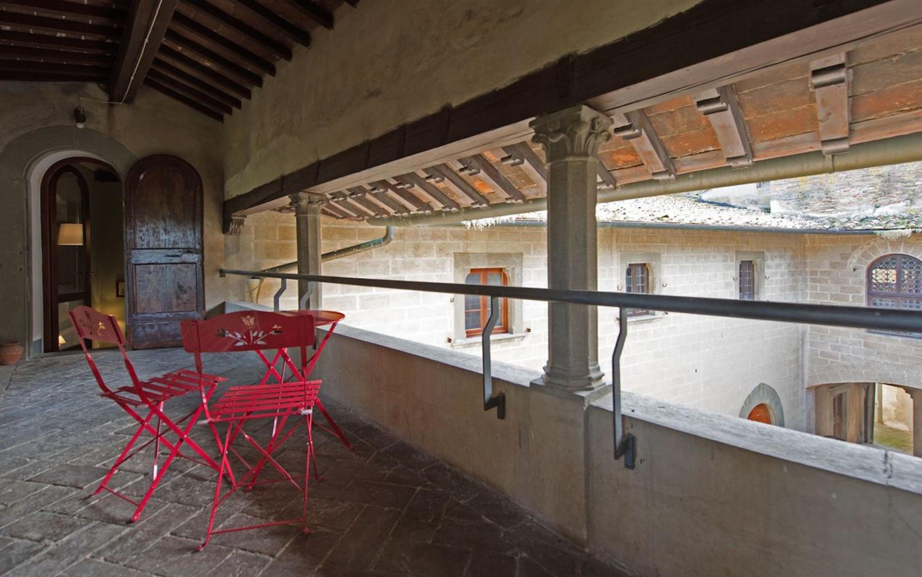 Castello di Montegufoni by PosarelliVillas