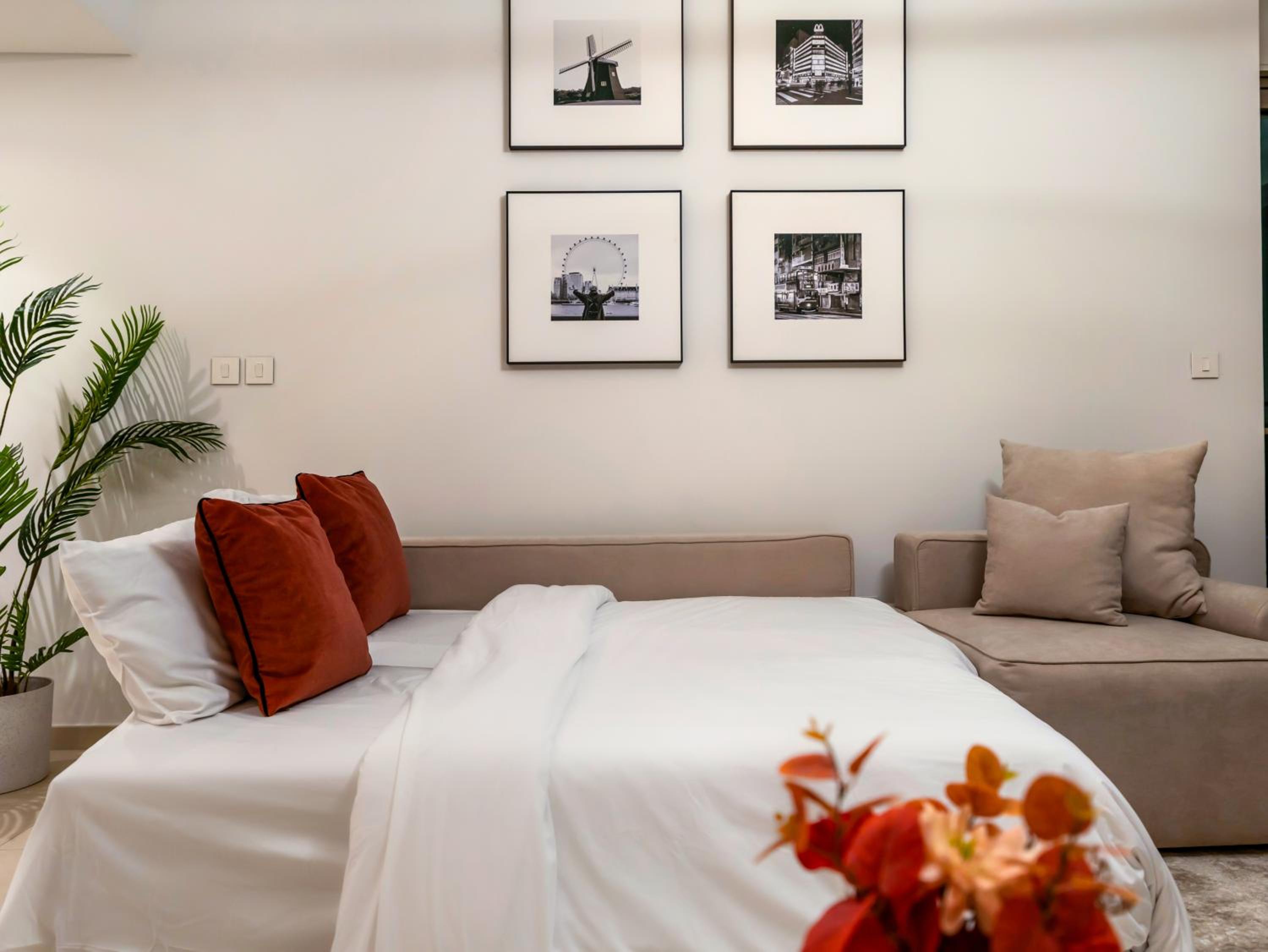 Stunning Two-Bedroom Apartment with Skyline View & walk to Dubai Mall by TerraHome
