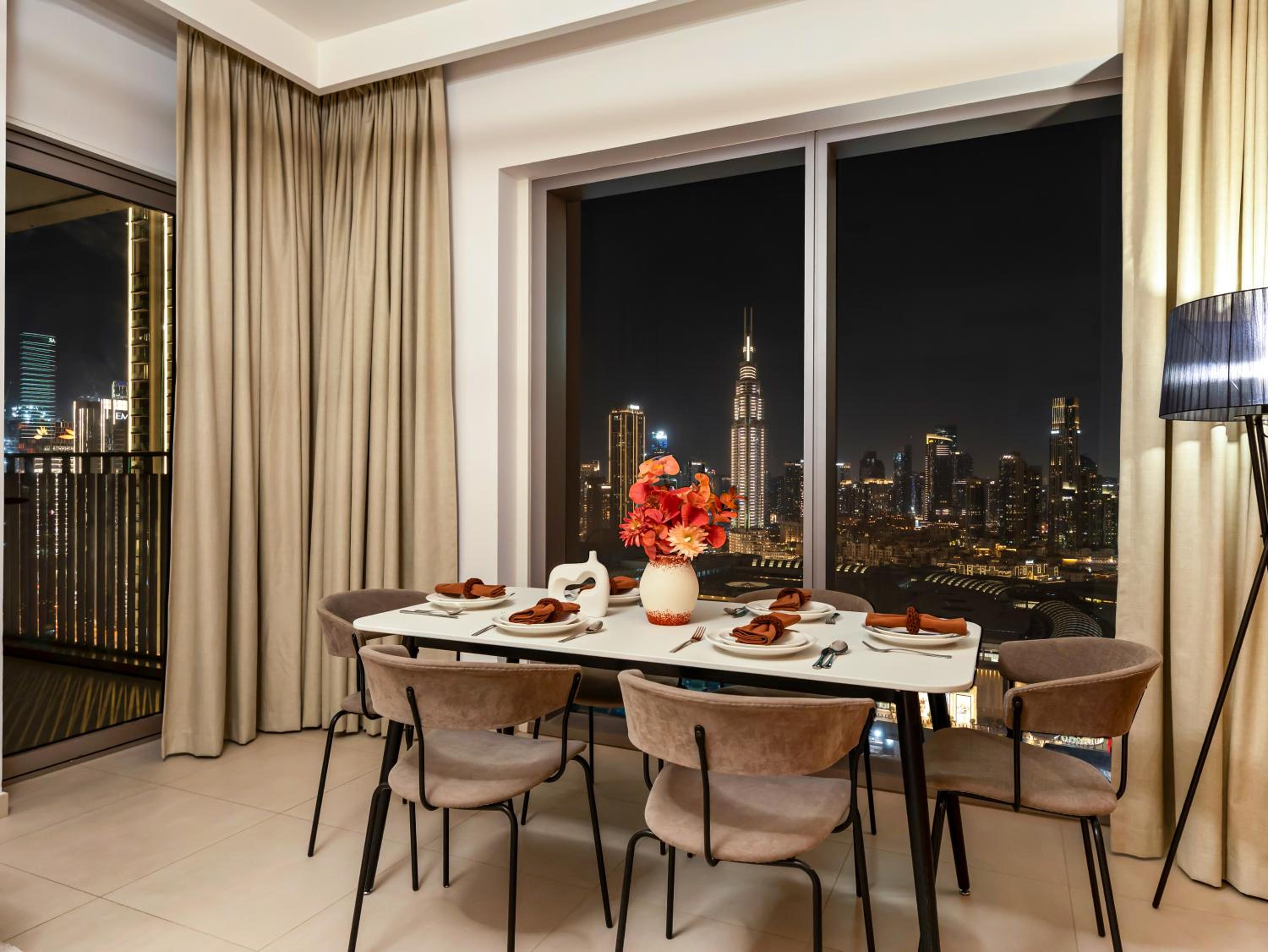 Stunning Two-Bedroom Apartment with Skyline View & walk to Dubai Mall by TerraHome