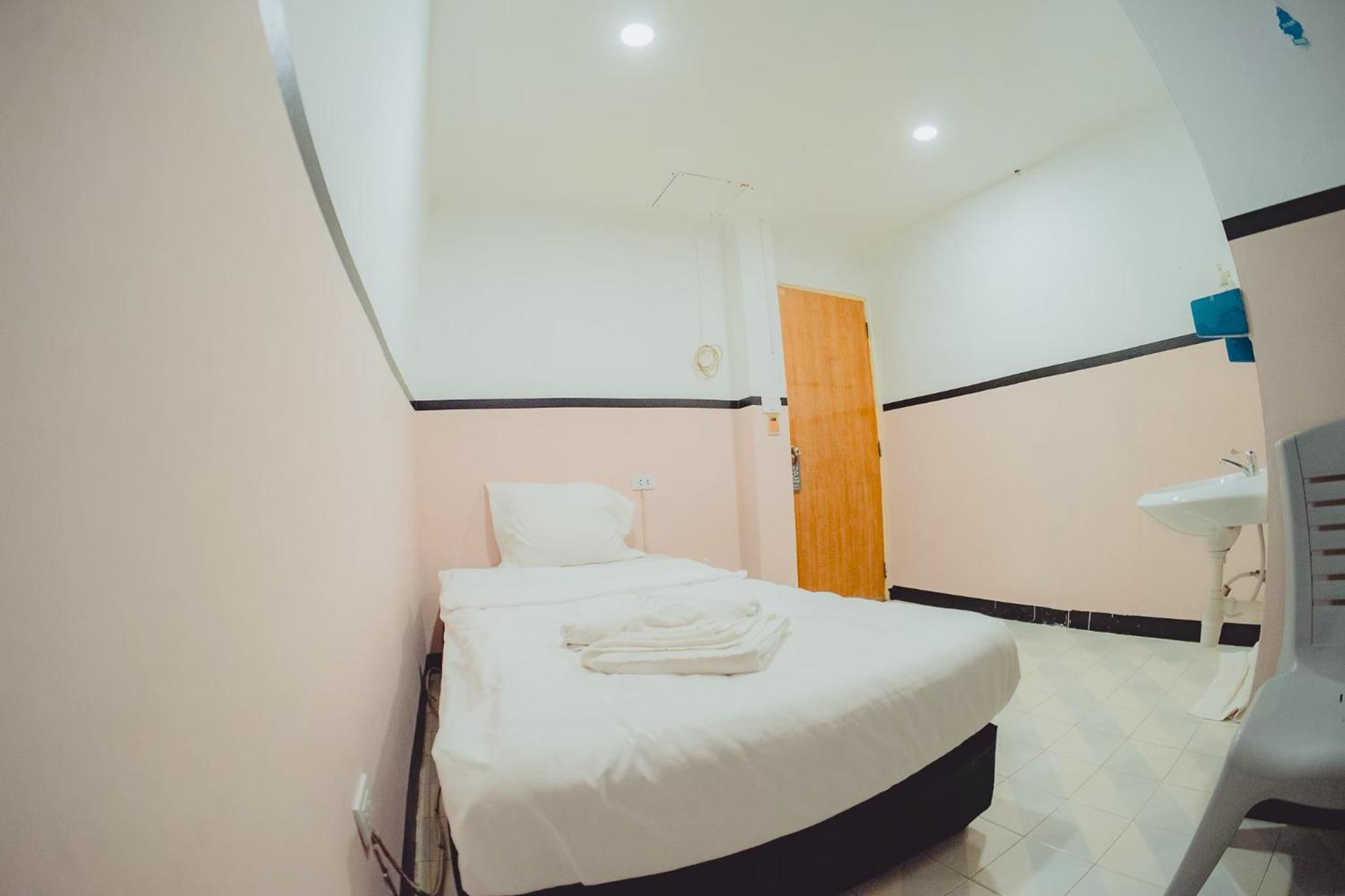 XX Mitr Inn Phuket Oldtown