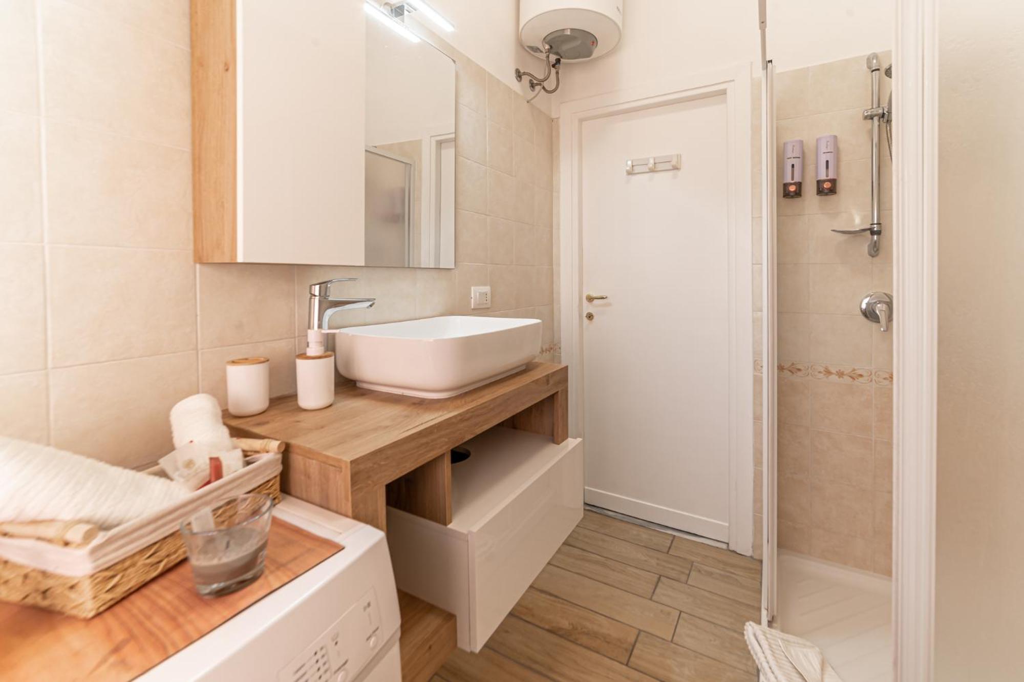 Equites Apartment - Metro Numidio Quadrato & Wi-Fi