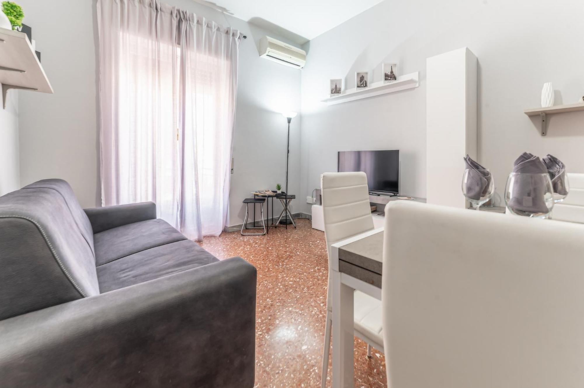 Equites Apartment - Metro Numidio Quadrato & Wi-Fi