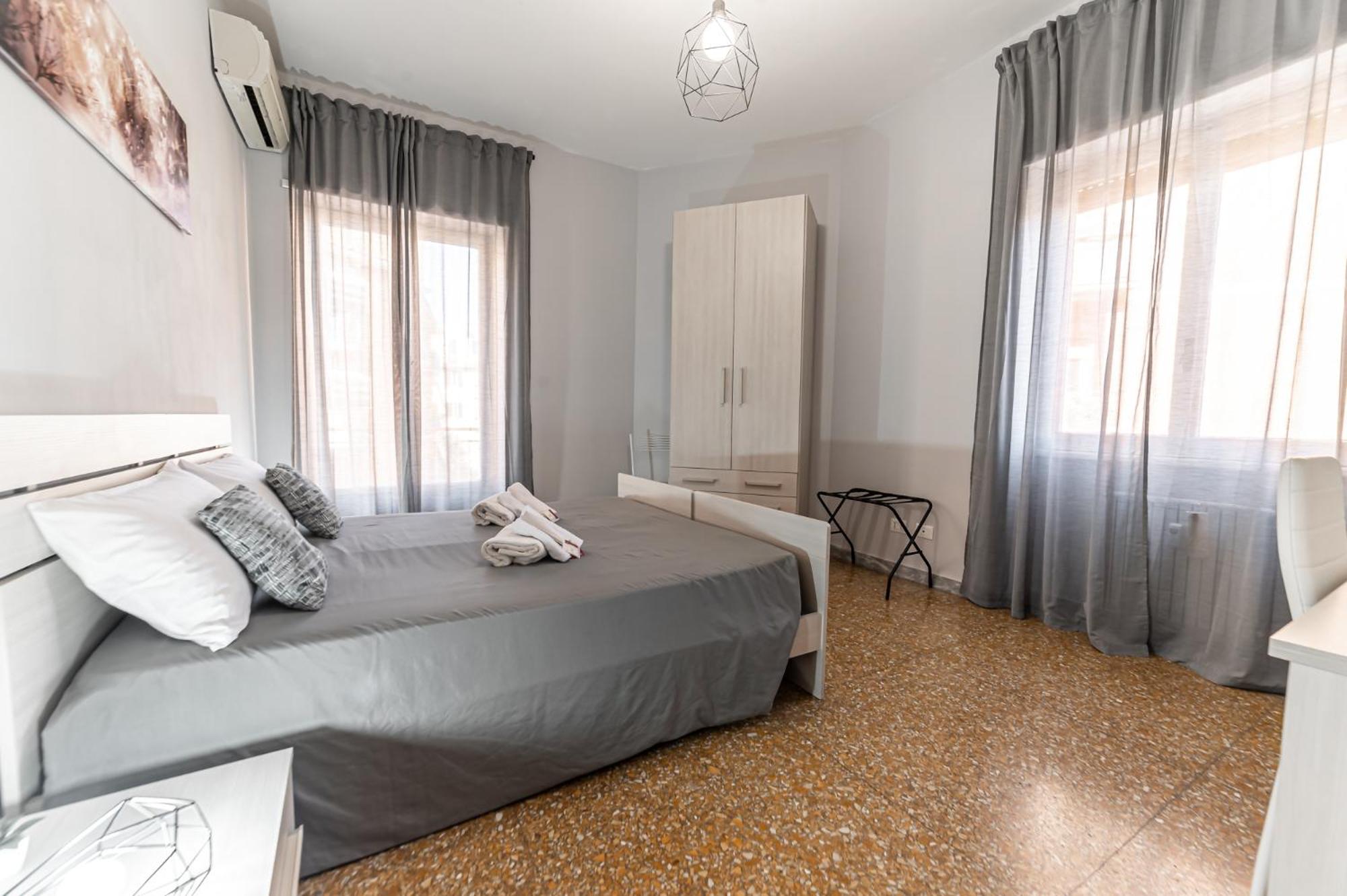 Equites Apartment - Metro Numidio Quadrato & Wi-Fi