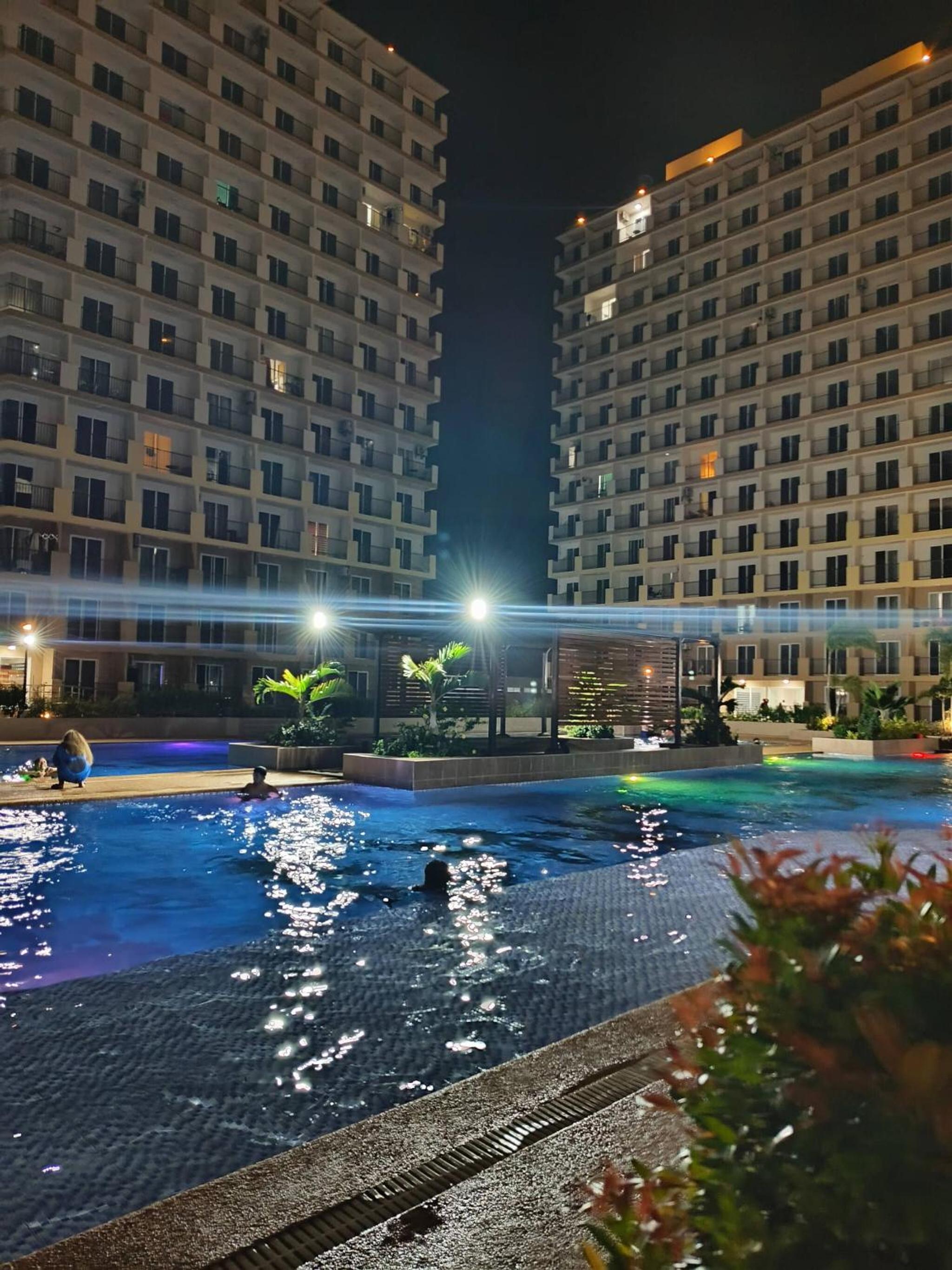 Studio w pool, mountain city view Mactan airport