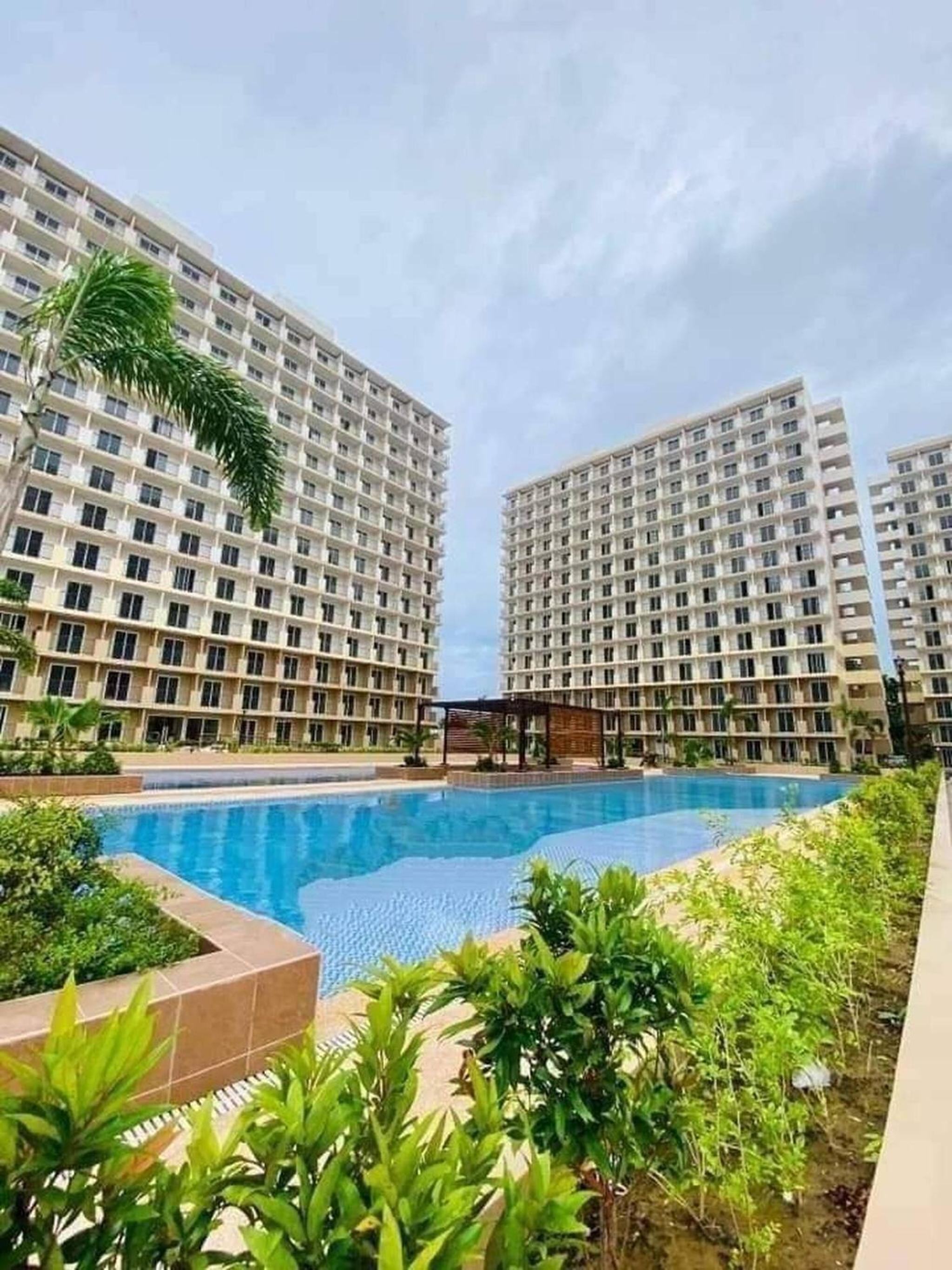 Studio w pool, mountain city view Mactan airport