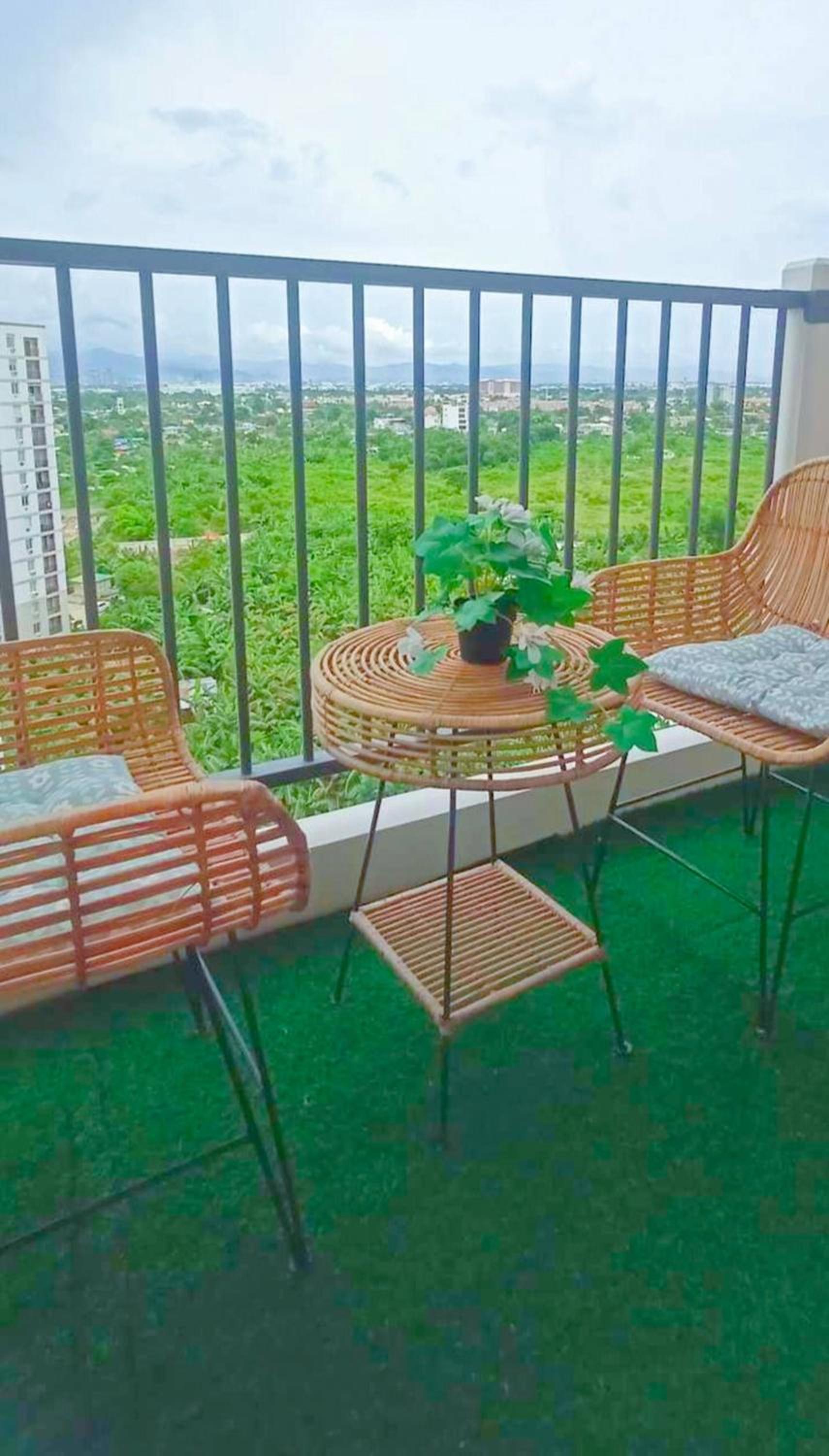Studio w pool, mountain city view Mactan airport