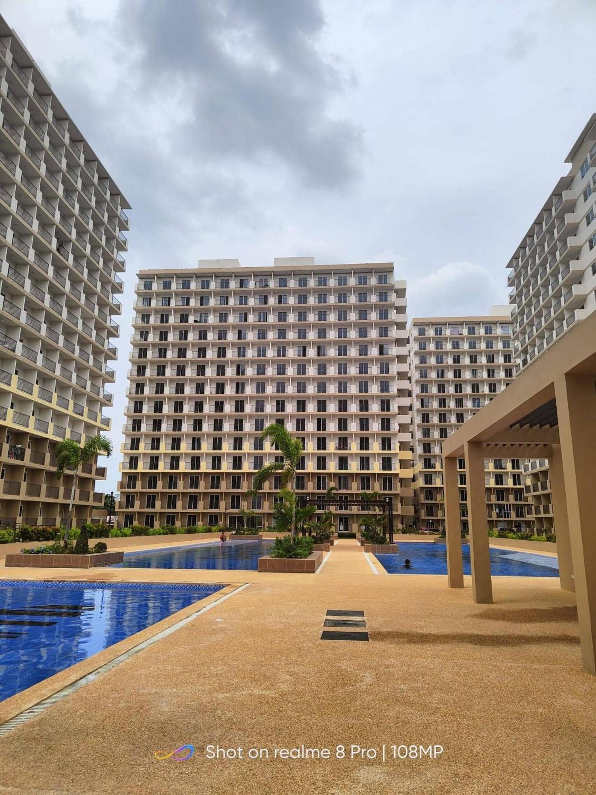 Studio w pool, mountain city view Mactan airport