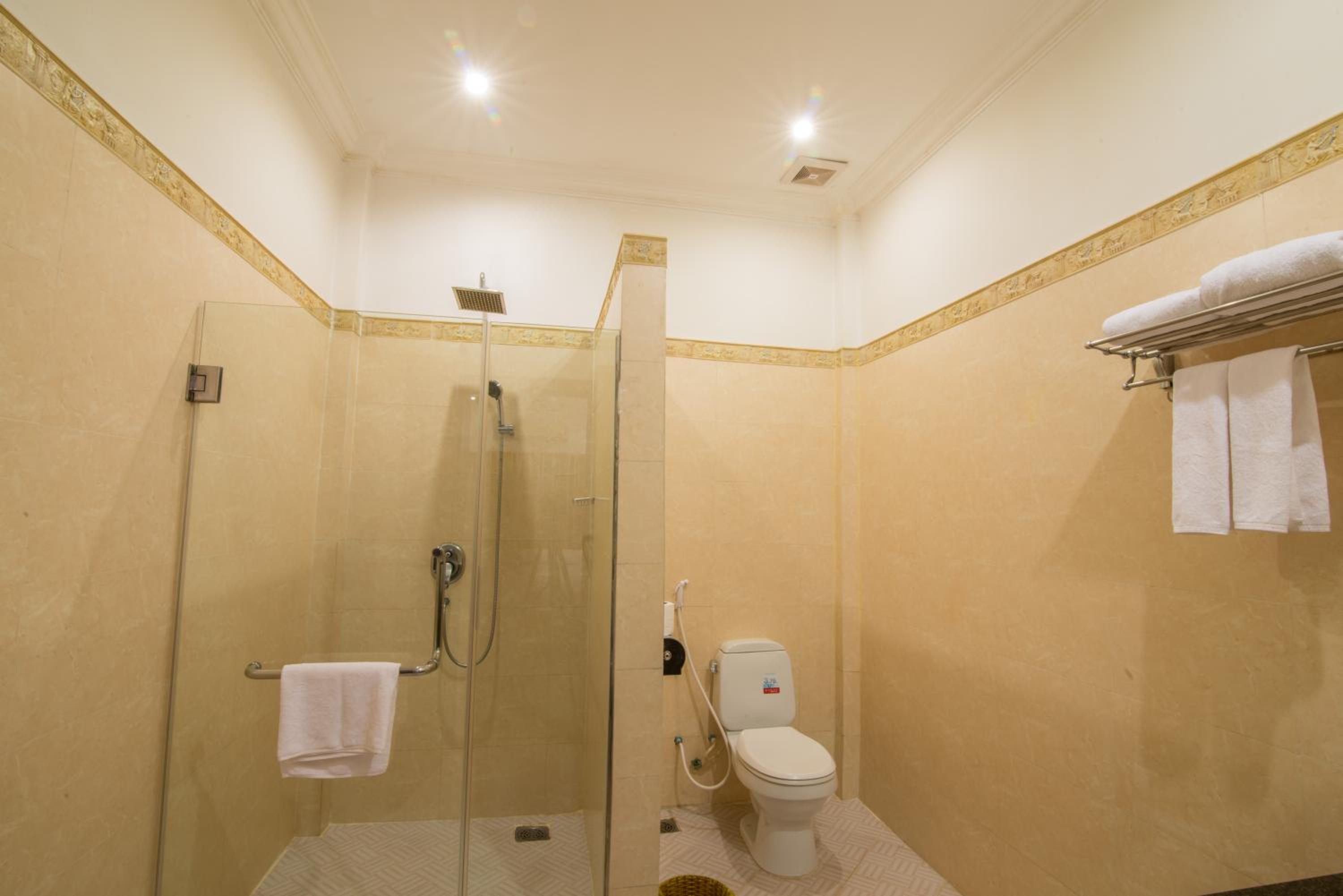 Reasey Boutique Villa