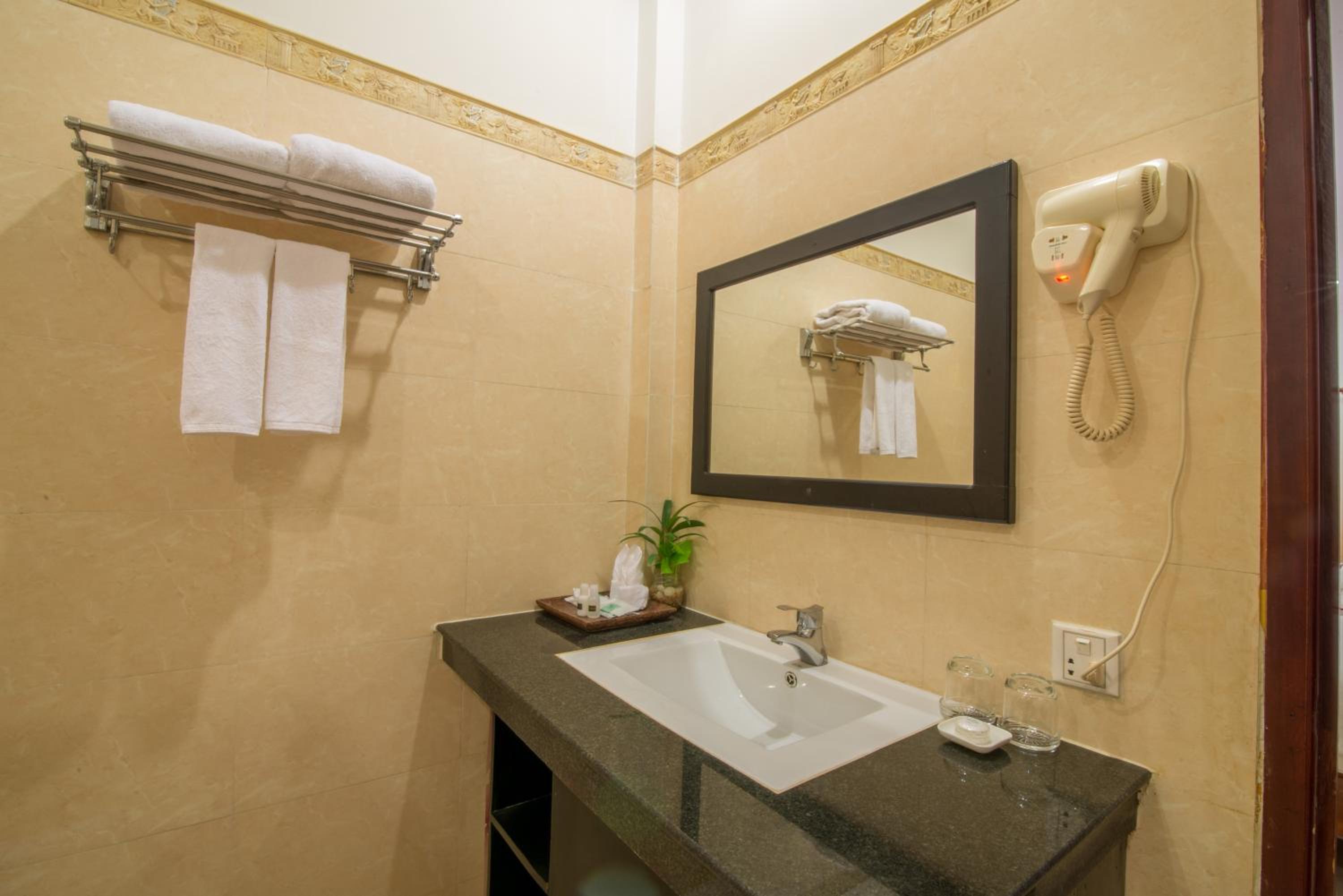 Reasey Boutique Villa