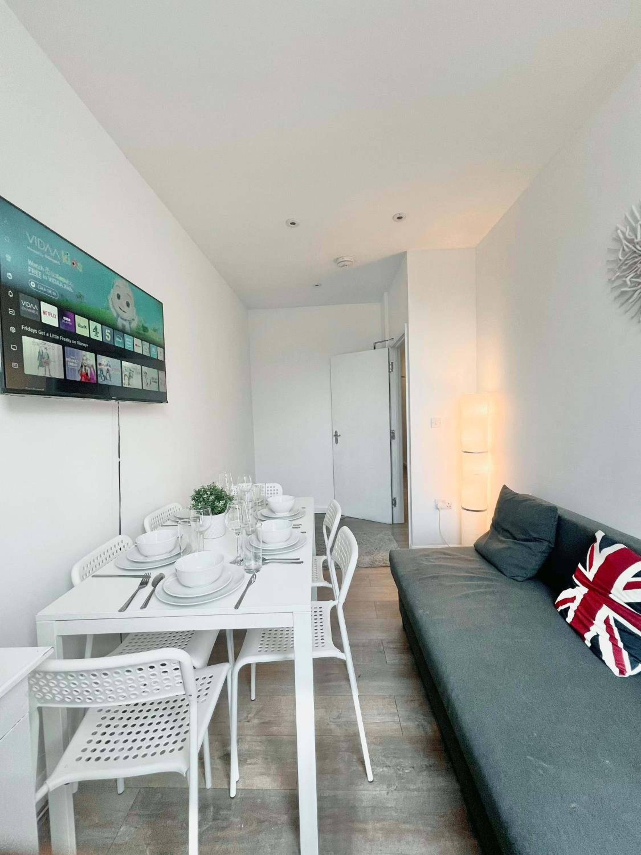Drummond Apartments