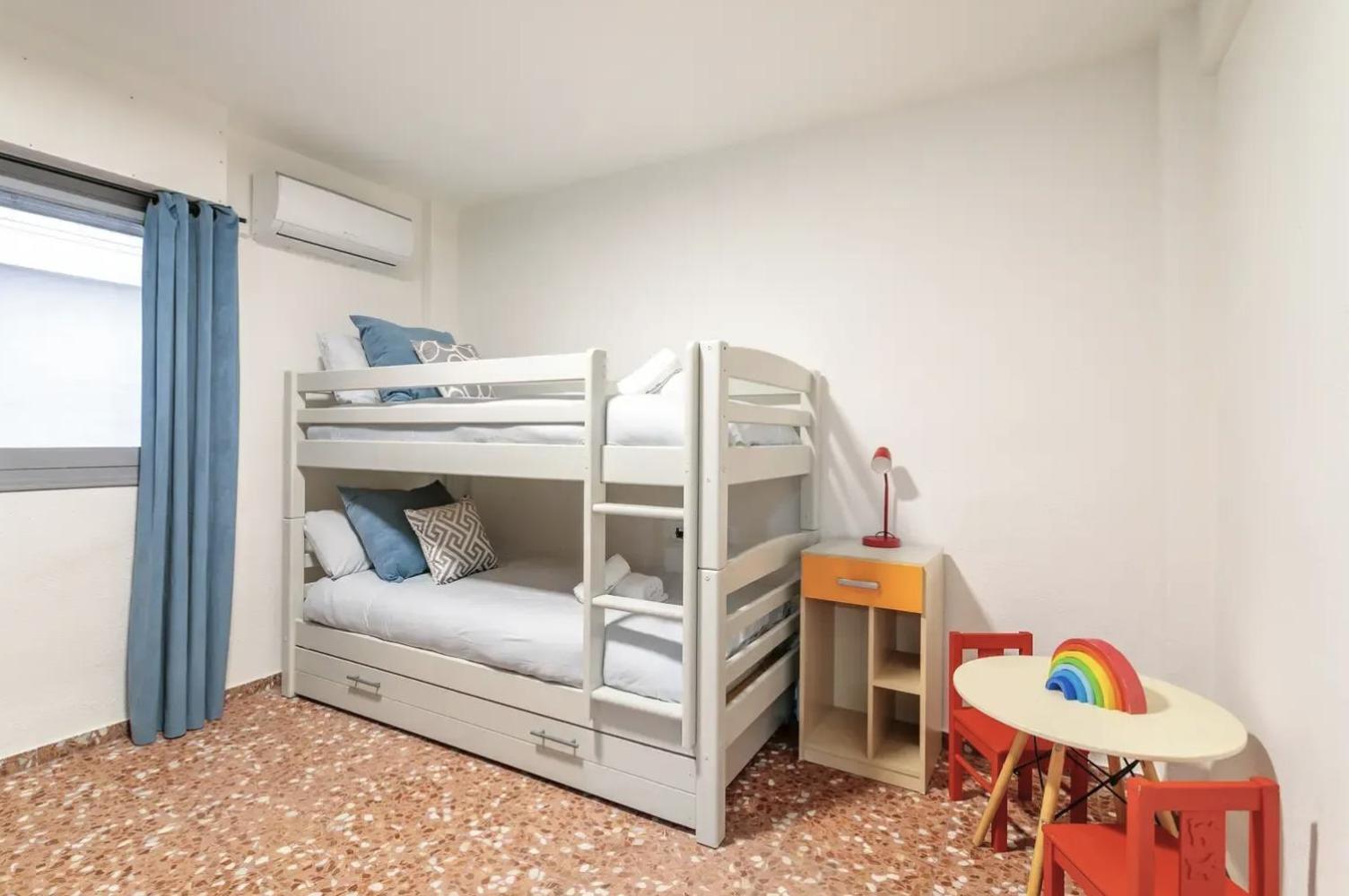 Amparo Home Family Stay near ADDA, Plaza de Toros & General Hospital