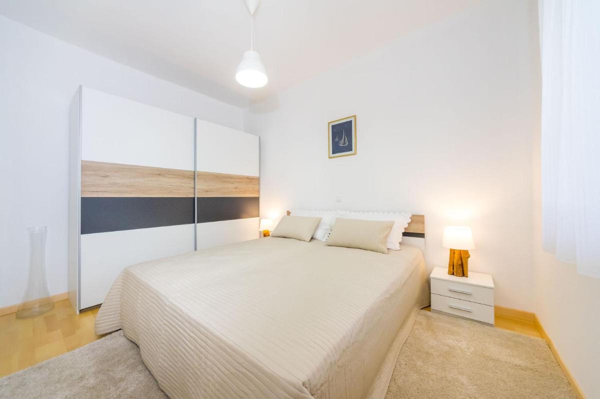 Apartment Lavander view 5