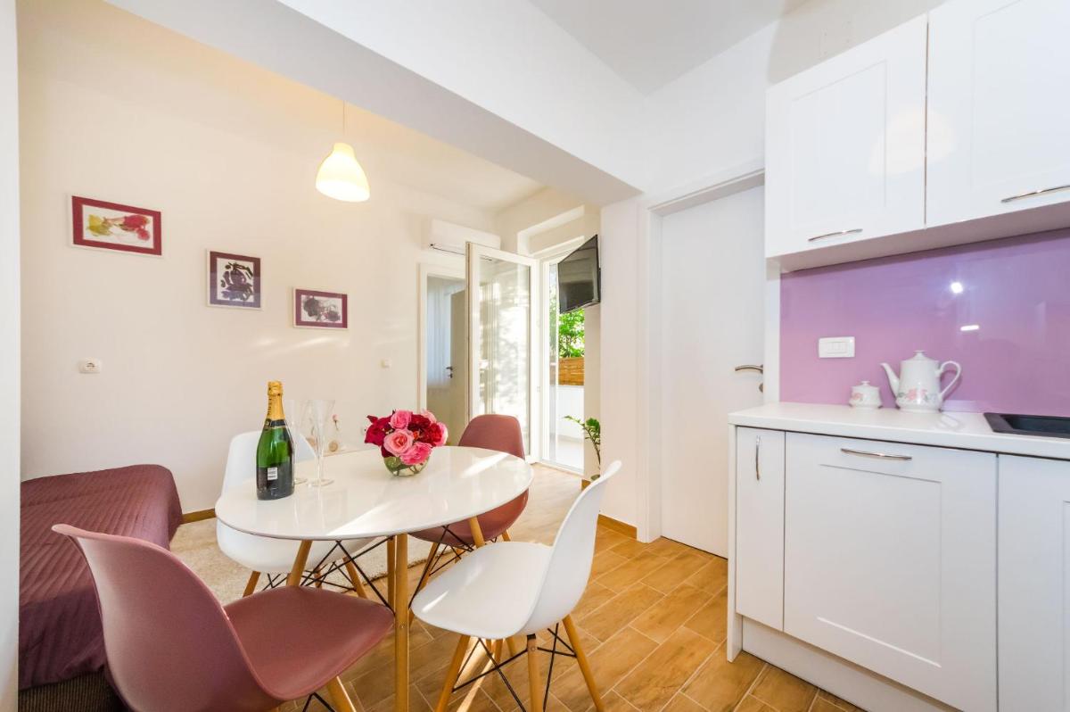 Apartment Lavander view 2