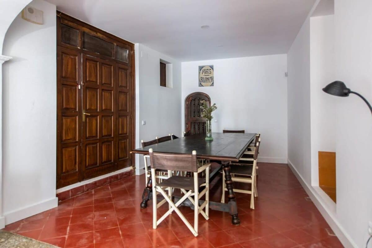 Unique 16th-Century Masia, Pool & Private Events