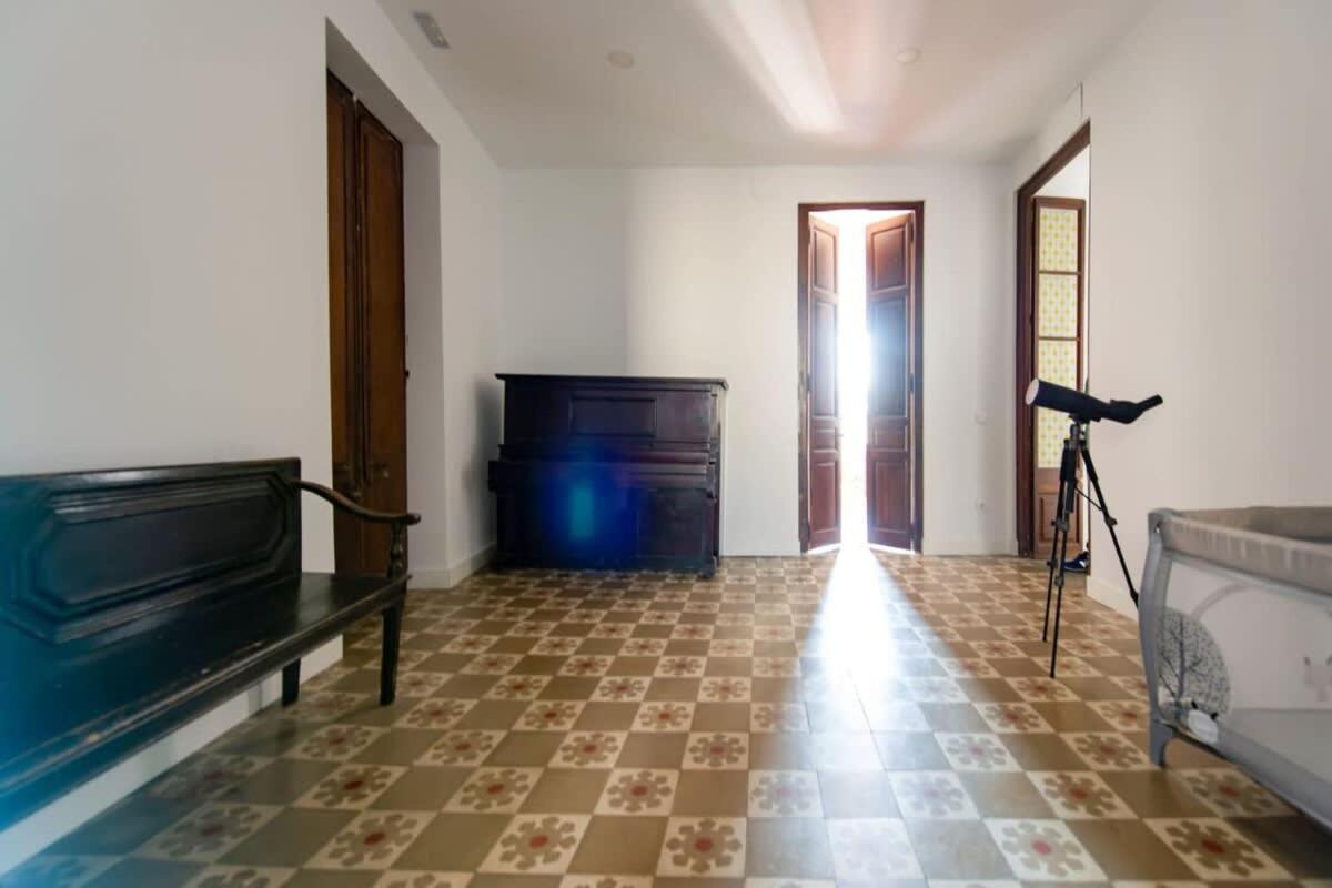 Unique 16th-Century Masia, Pool & Private Events