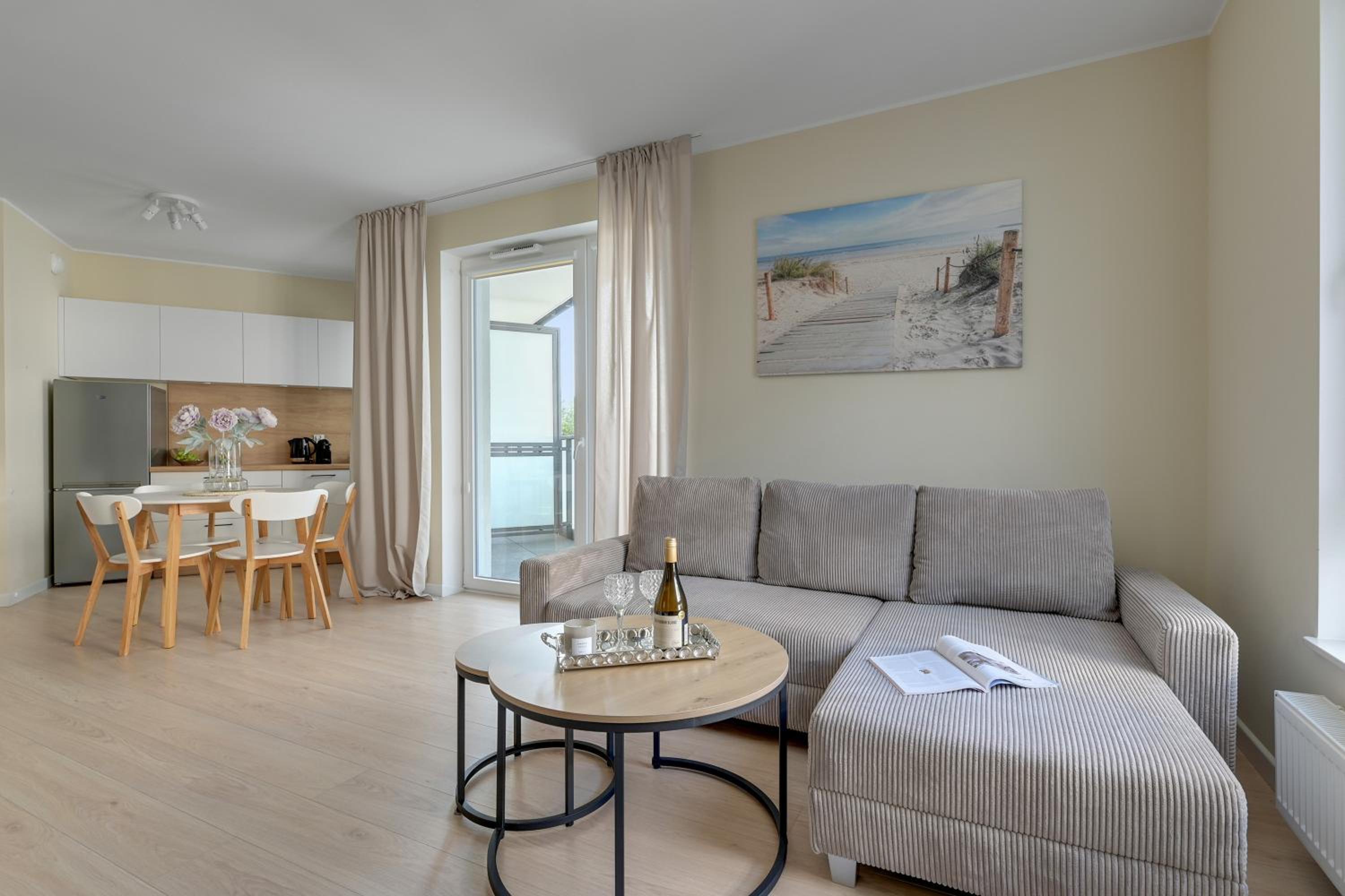 Letnica Seaside by Downtown Apartments