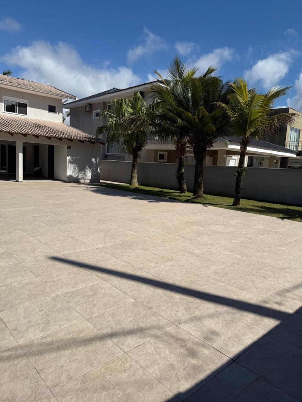 Casa espetacular para temporada