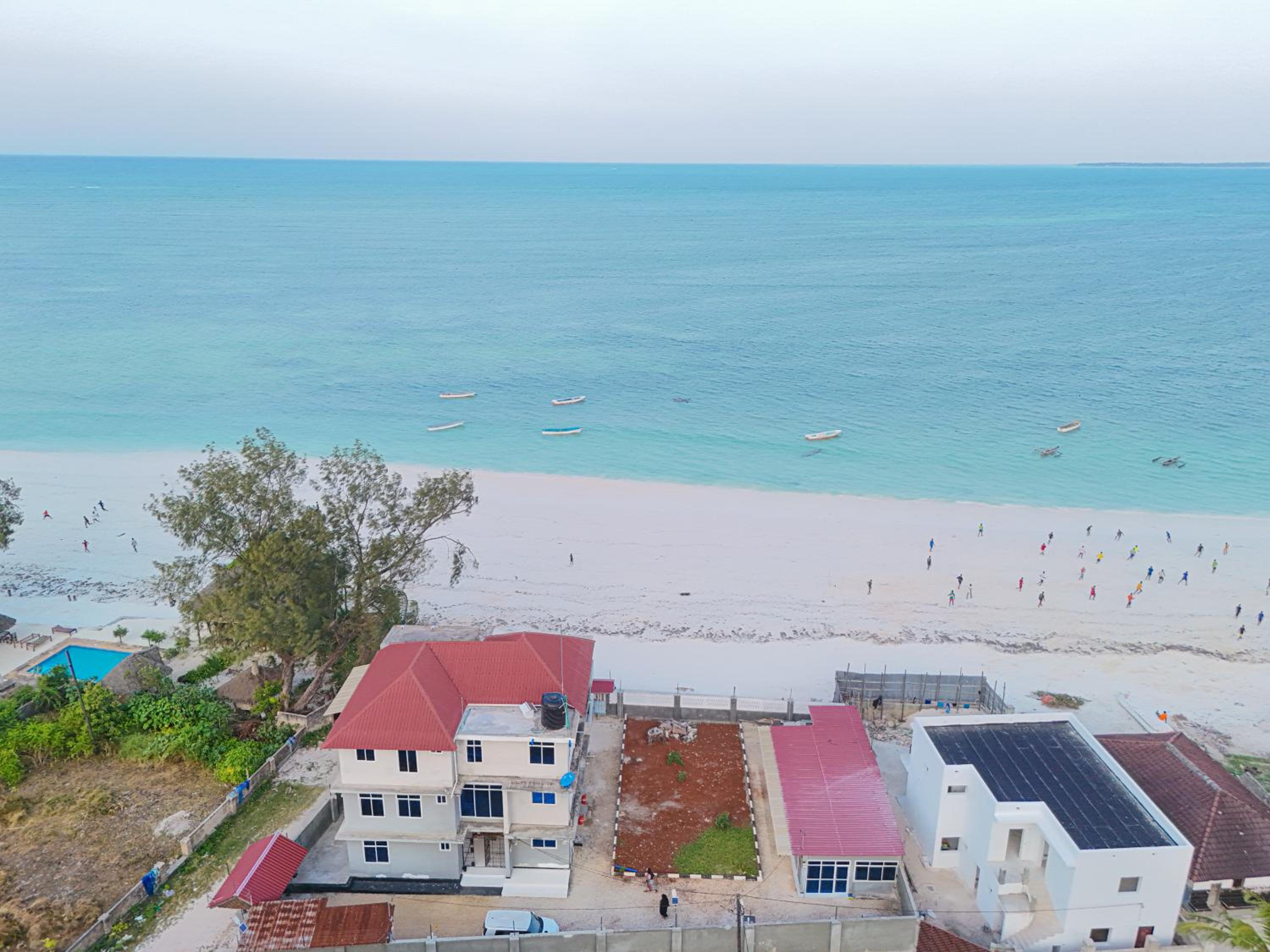 Oceanfront 2BR Zanzibar - Free Airport Shuttle