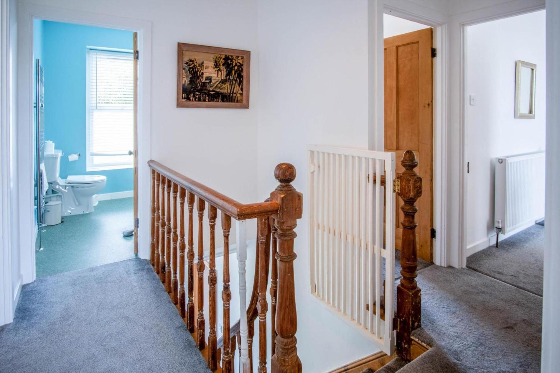 Fern Bank - 5 Bedroom House - Horton