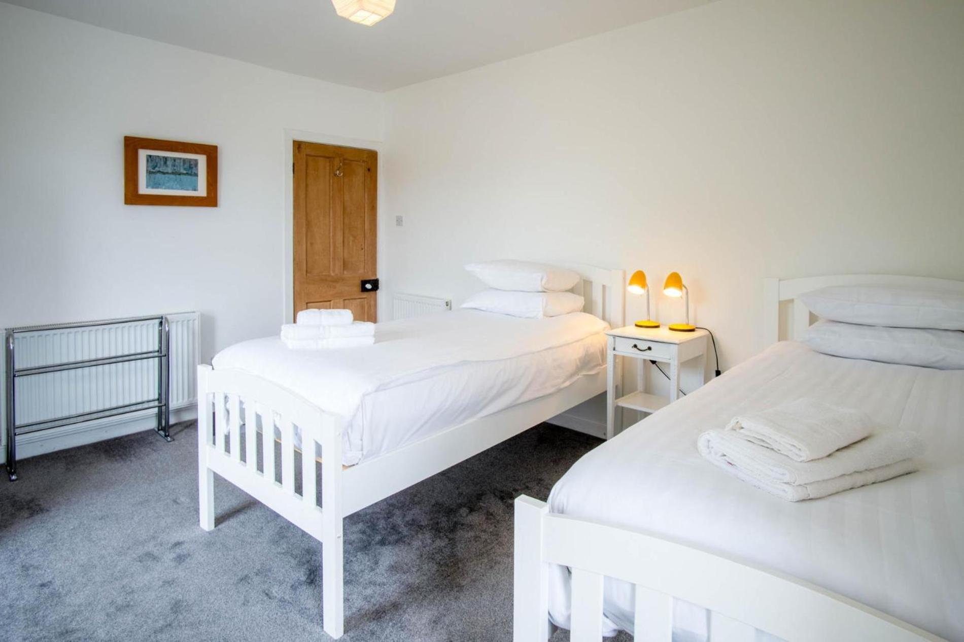 Fern Bank - 5 Bedroom House - Horton