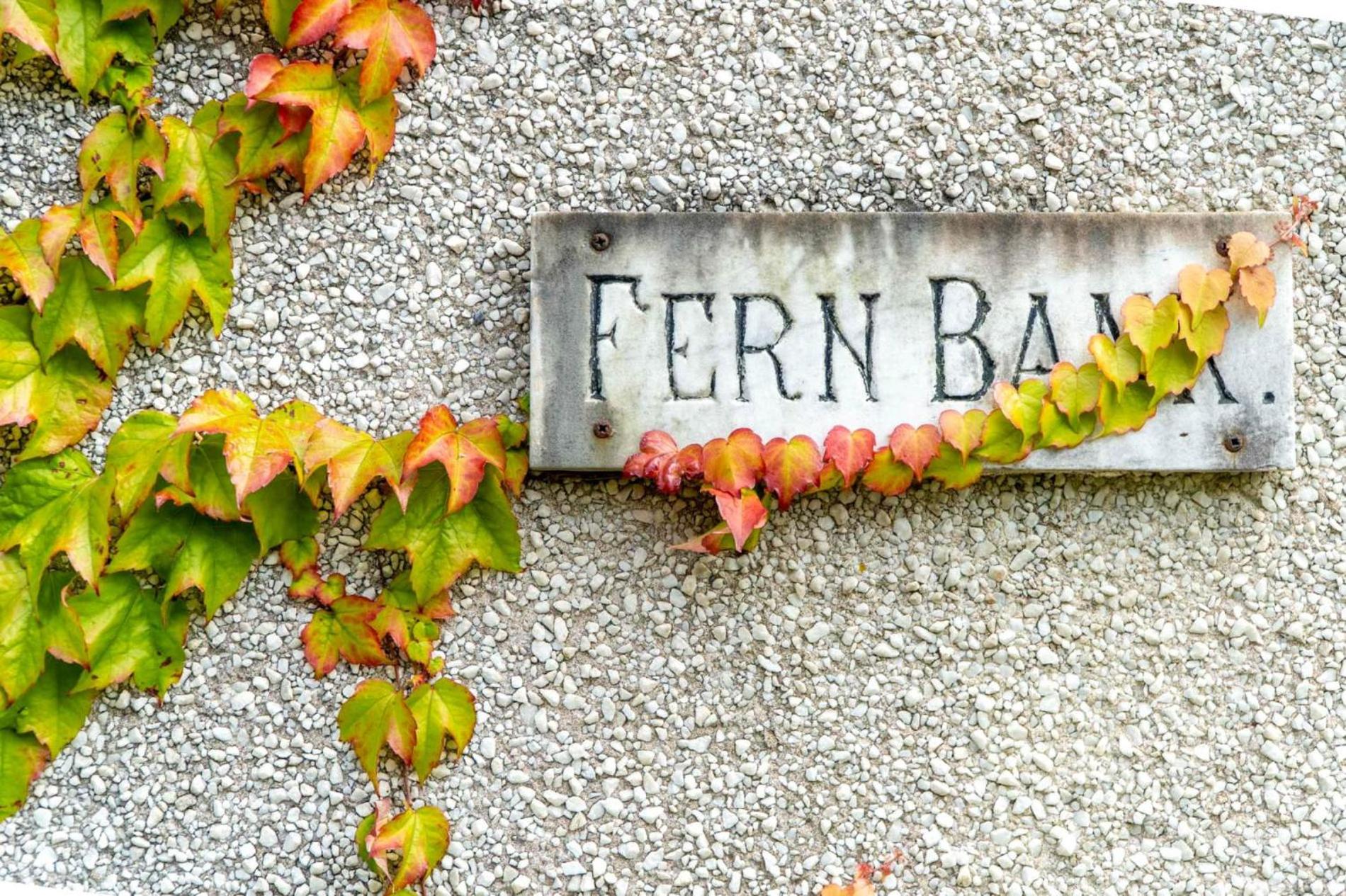 Fern Bank - 5 Bedroom House - Horton