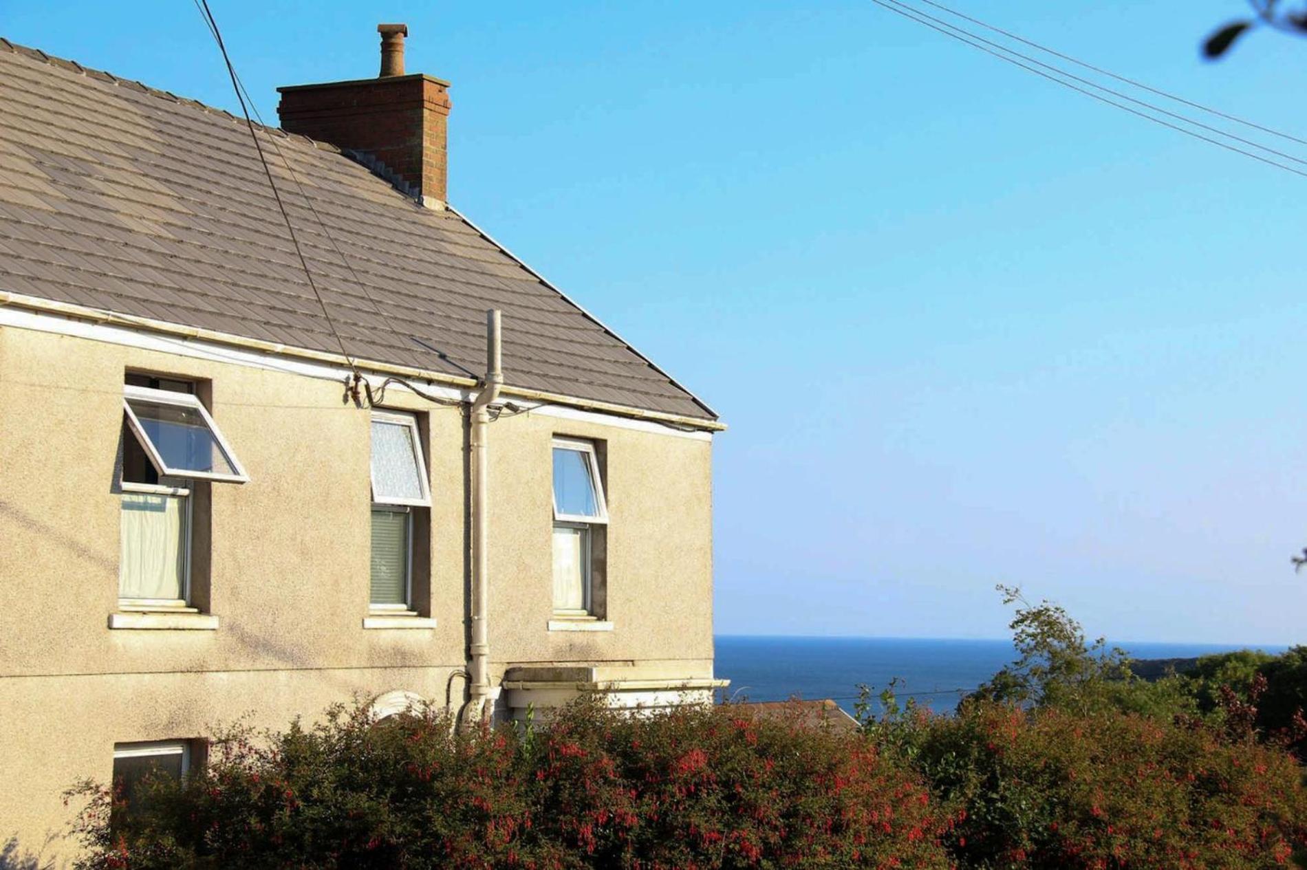 Fern Bank - 5 Bedroom House - Horton