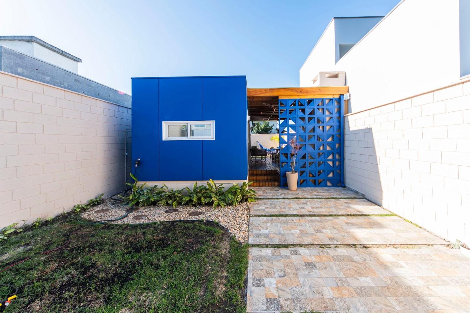 Casa com jardim e banheira para 2 pessoas UR7030
