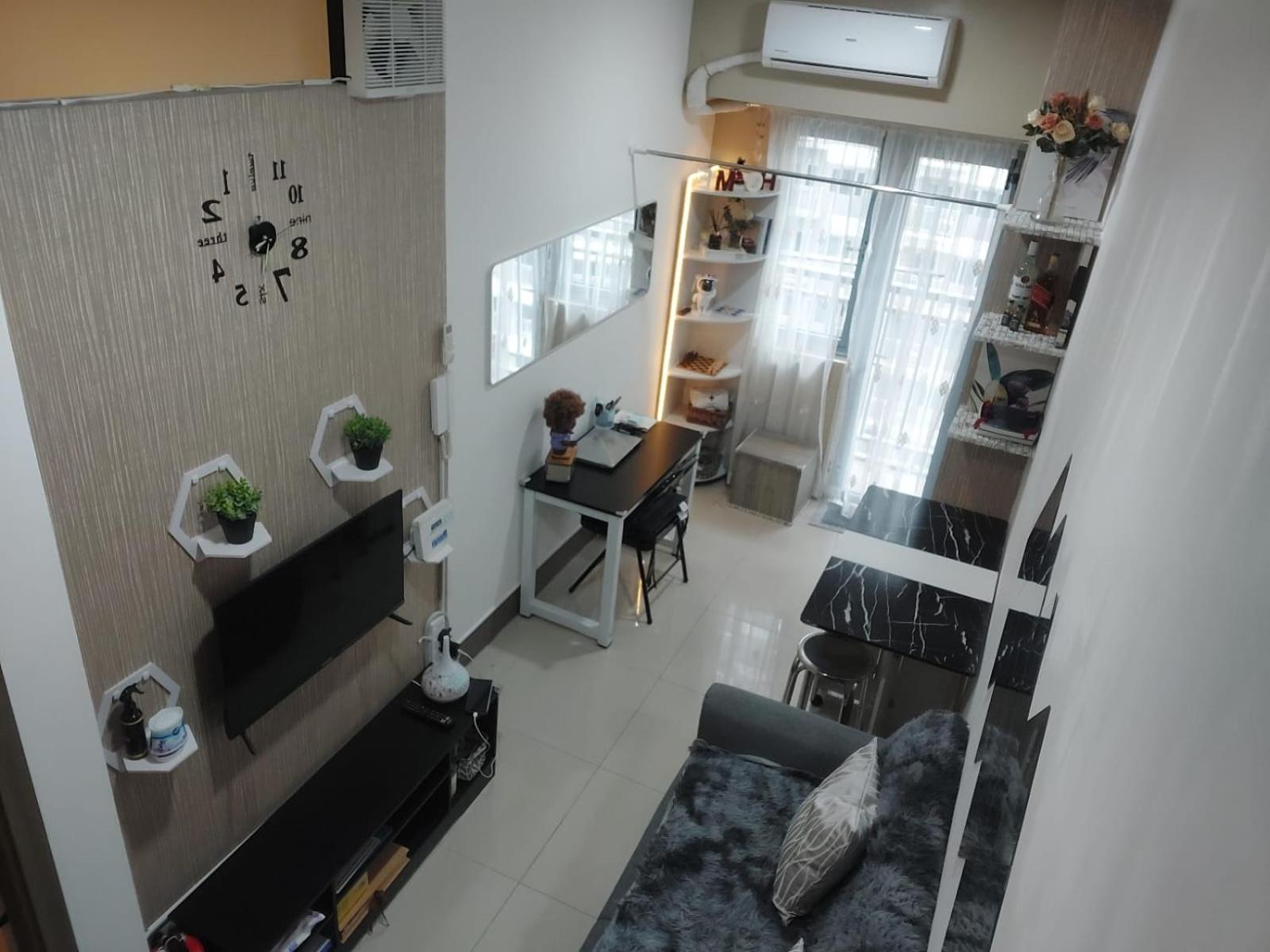 Fully Furnished 1 Bedroom Condo - Fame Residences, Tower 2