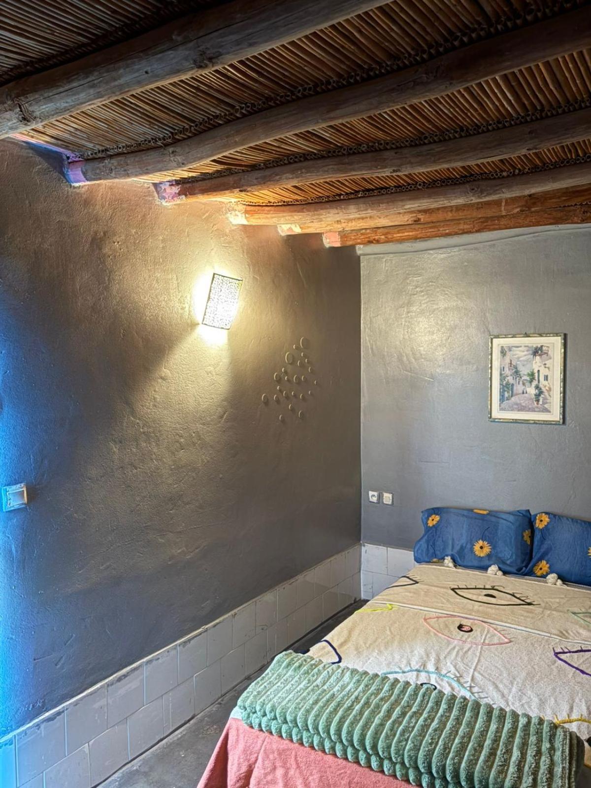 ASARAG GUEST HOUSE, YOGA & Surf