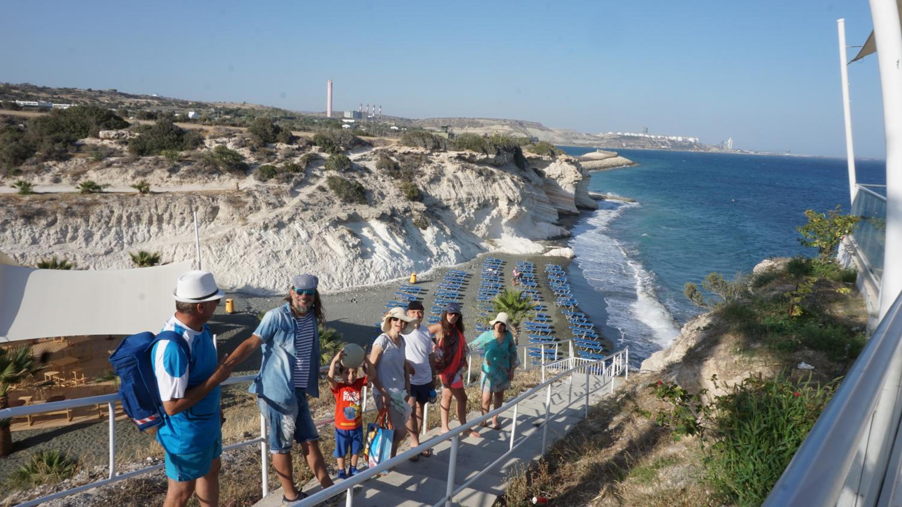 Tzionis Holidays Stonehouse