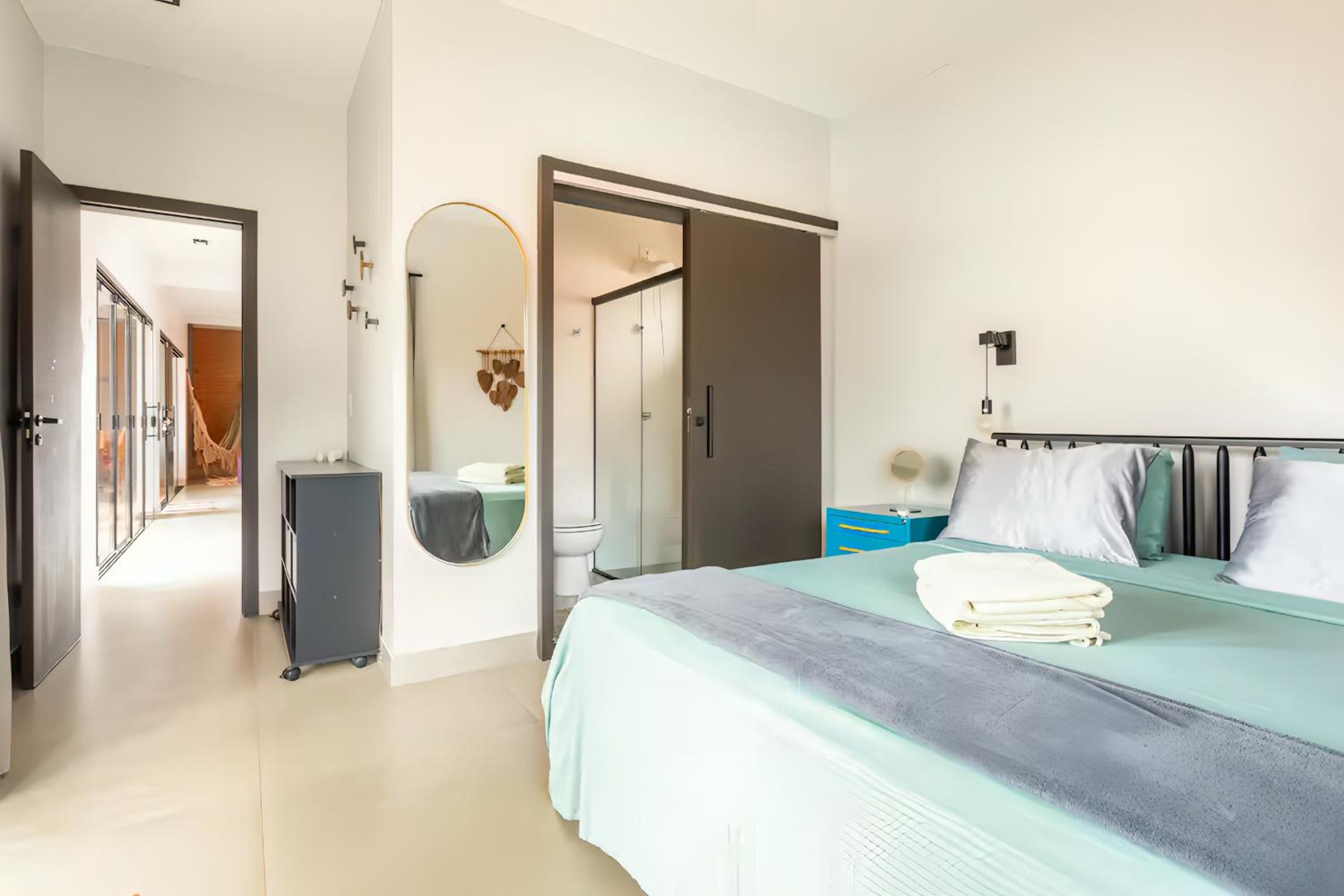 Casa com piscina, vista das montanhas, terraço, quintal