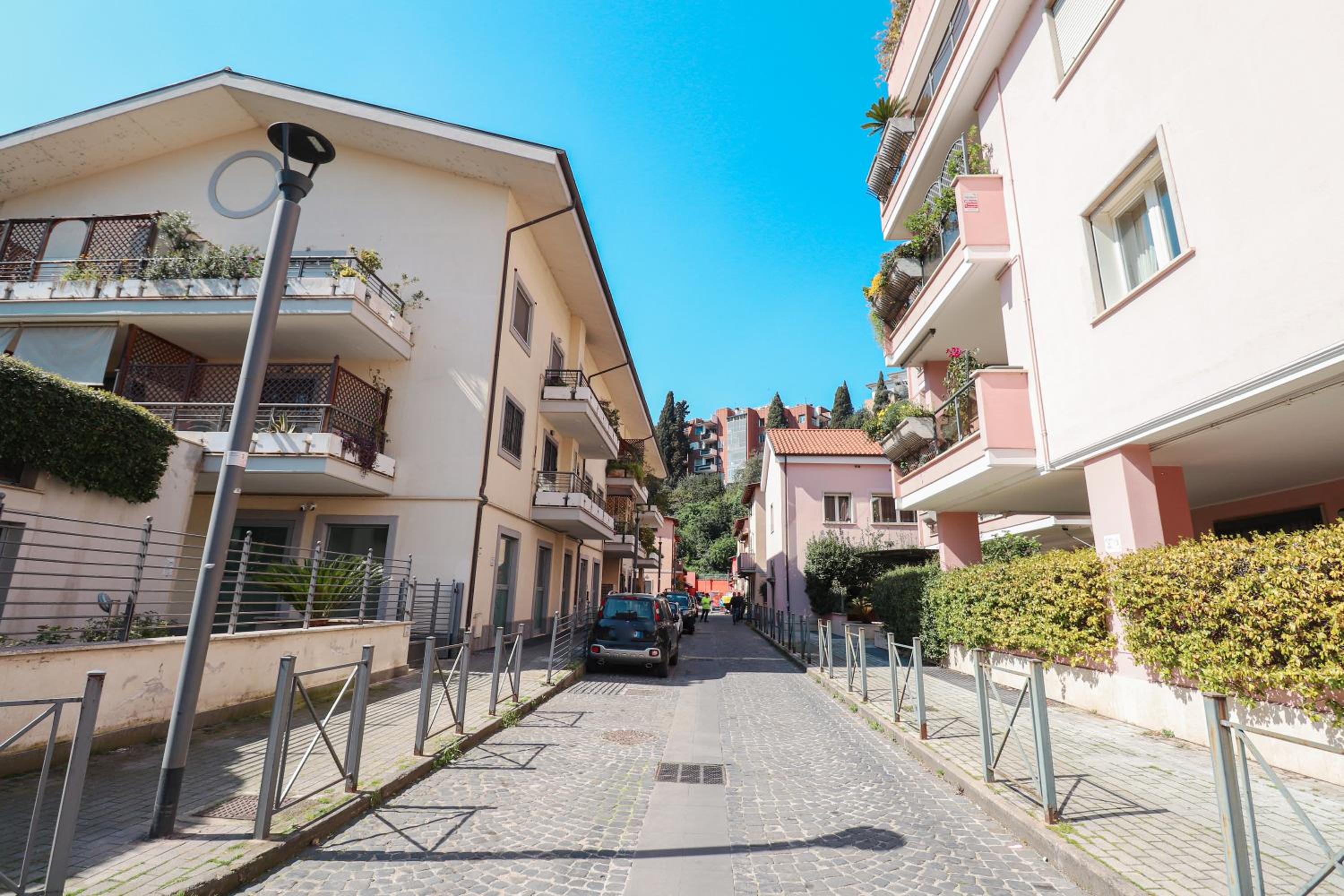 Olimpico Chic Home - Free Parking, Balcony, AC, Wi-Fi