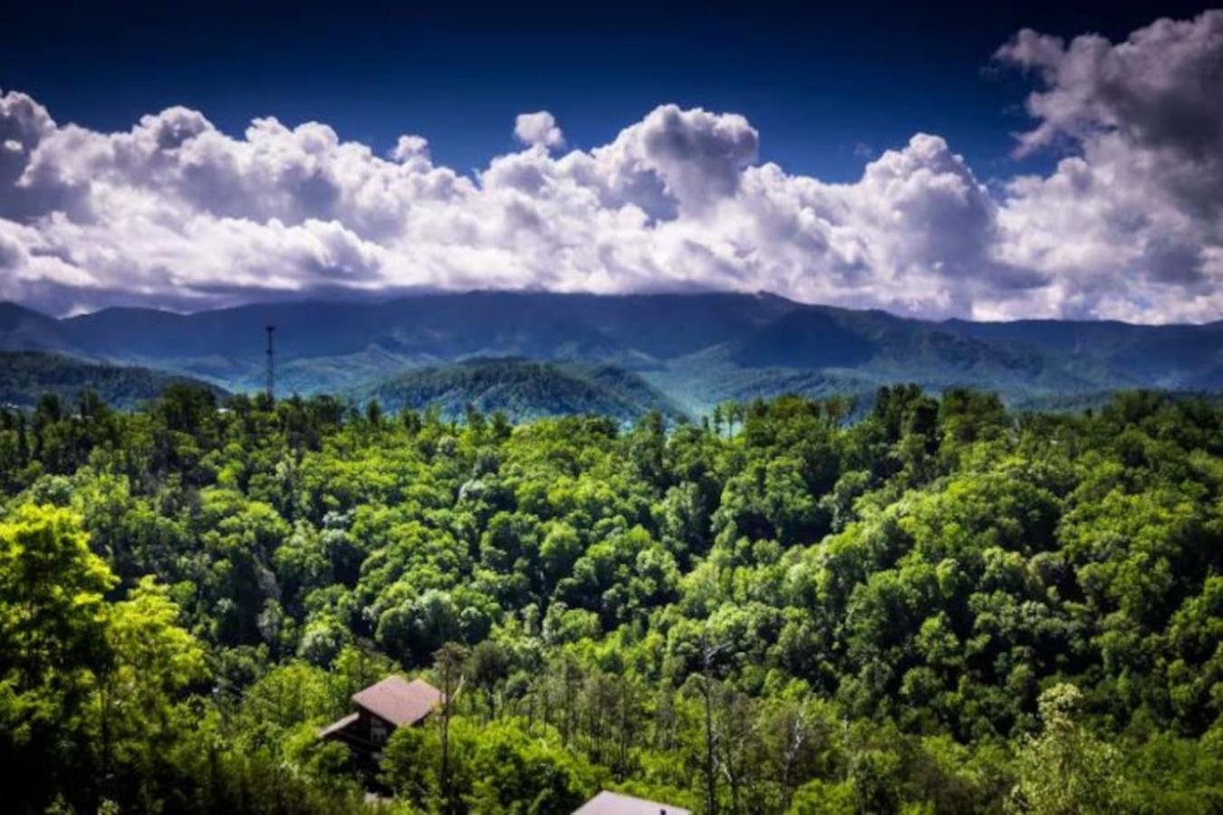 Bearfoot Ridge Hot Tub Game Room MTN Views
