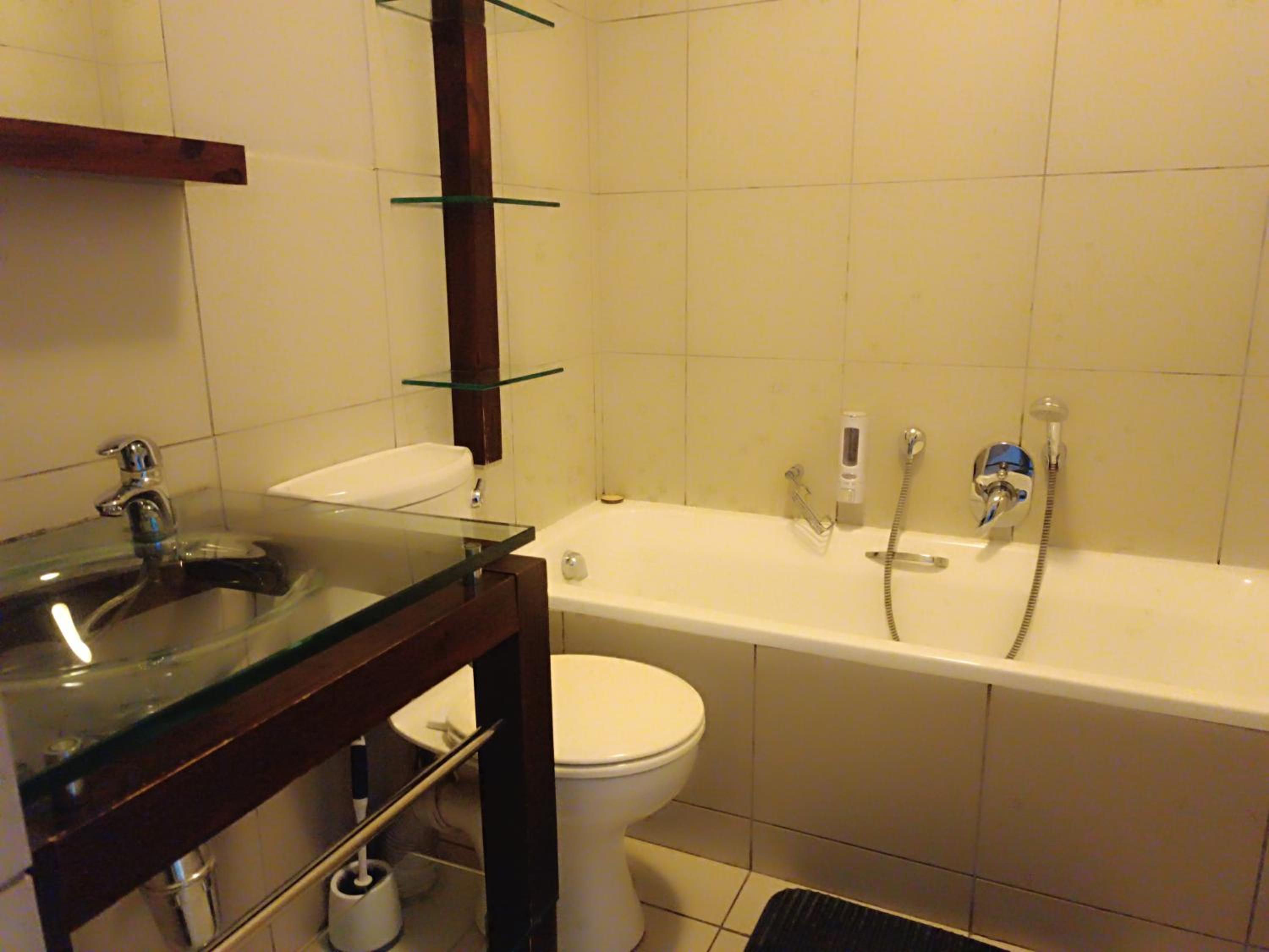 Malaika Luxurious Crib, Jackal Creek Golf Estate, Northriding