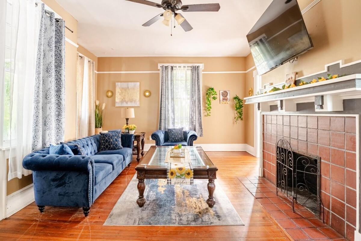 Hideaway 3BR 5 min to Stadium