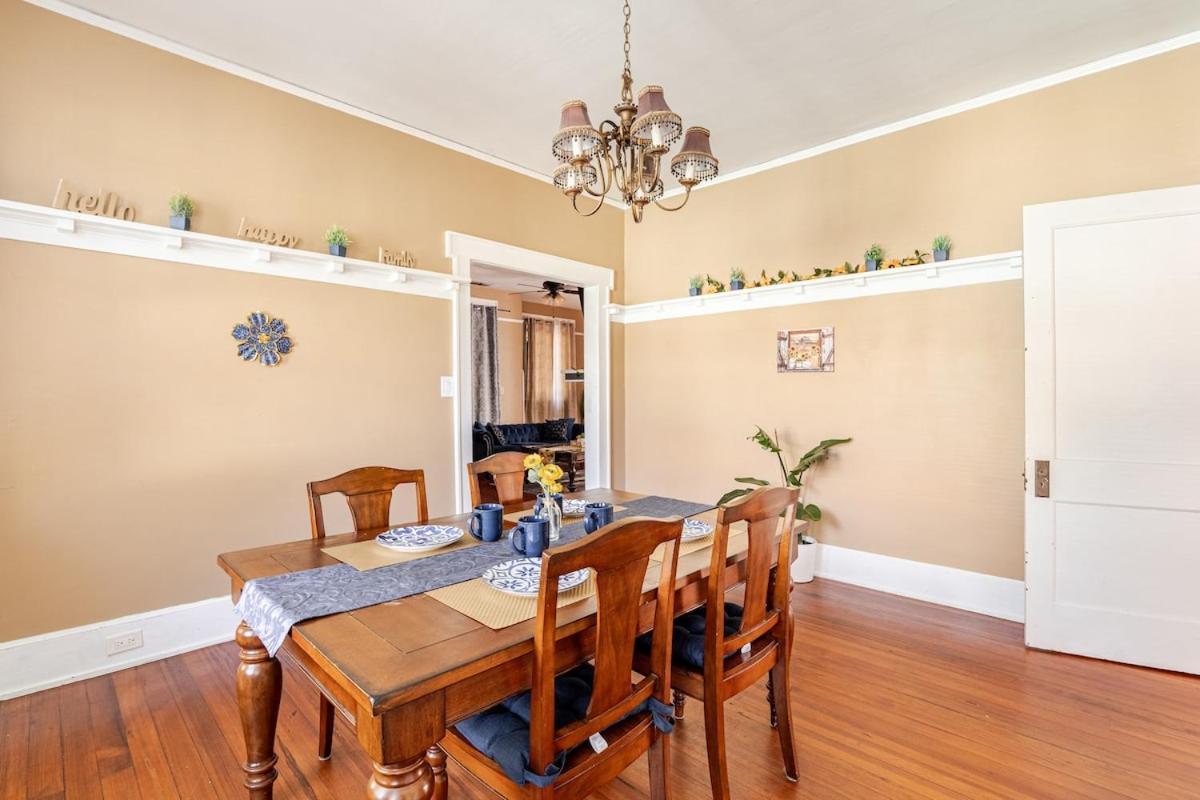 Hideaway 3BR 5 min to Stadium