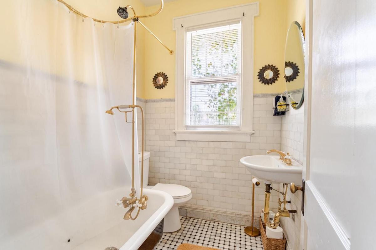 Hideaway 3BR 5 min to Stadium