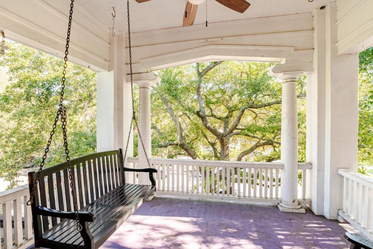 Hideaway 3BR 5 min to Stadium