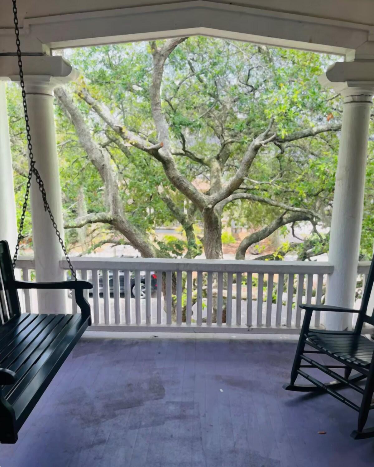 Hideaway 3BR 5 min to Stadium