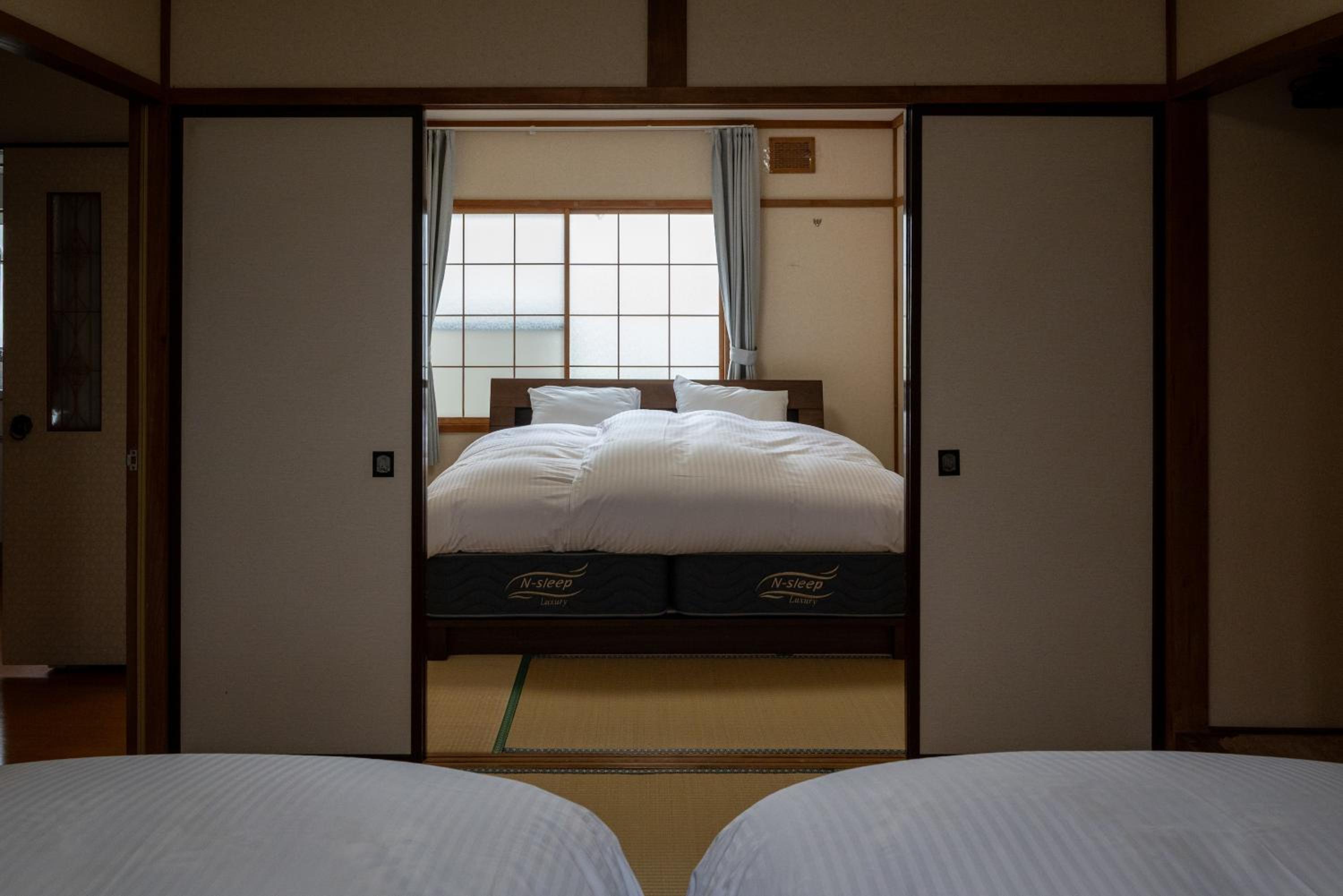 White Dream Lodge Furano