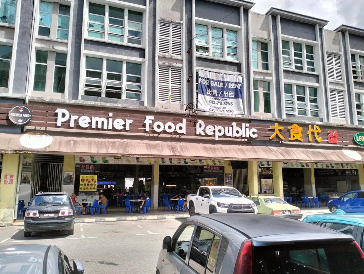 Kuching Homestay 8th Floor Mountain View