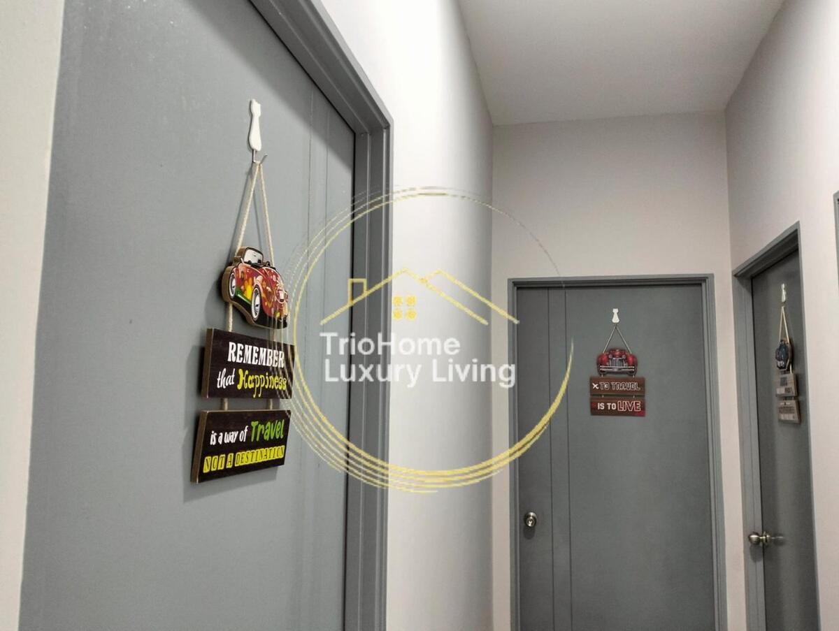 Kuching Homestay 8th Floor Mountain View