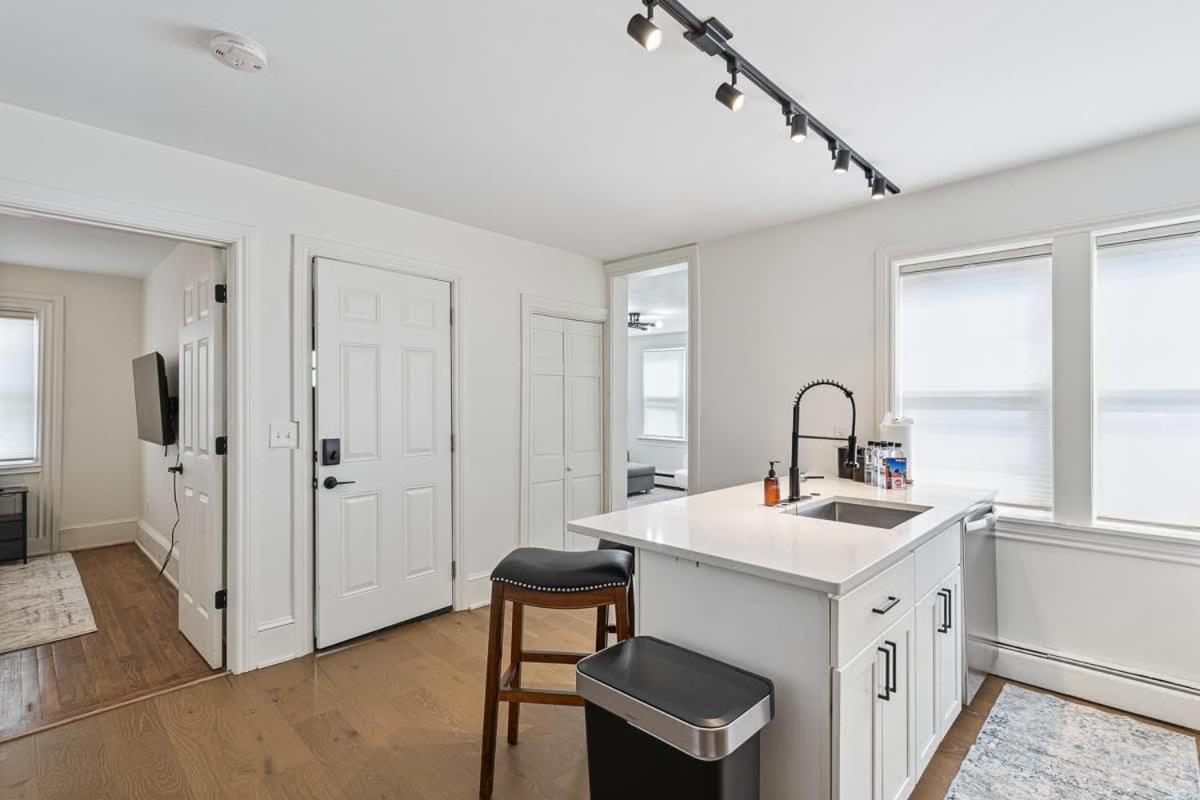 Federal HILL PRIDE 1 - Ground-Floor Flat