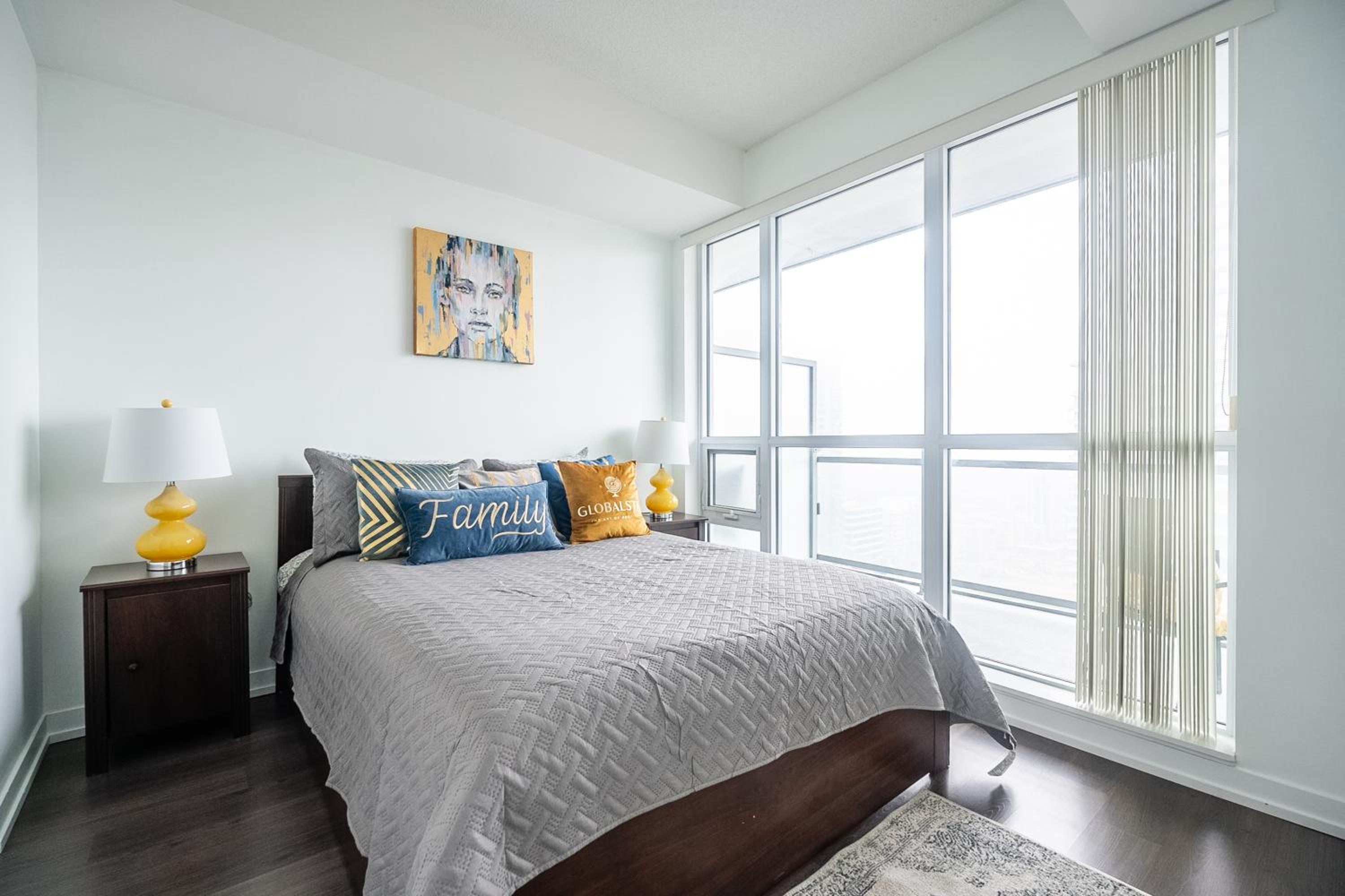 Modern 1 Bedroom Dunfield Ave Apartment