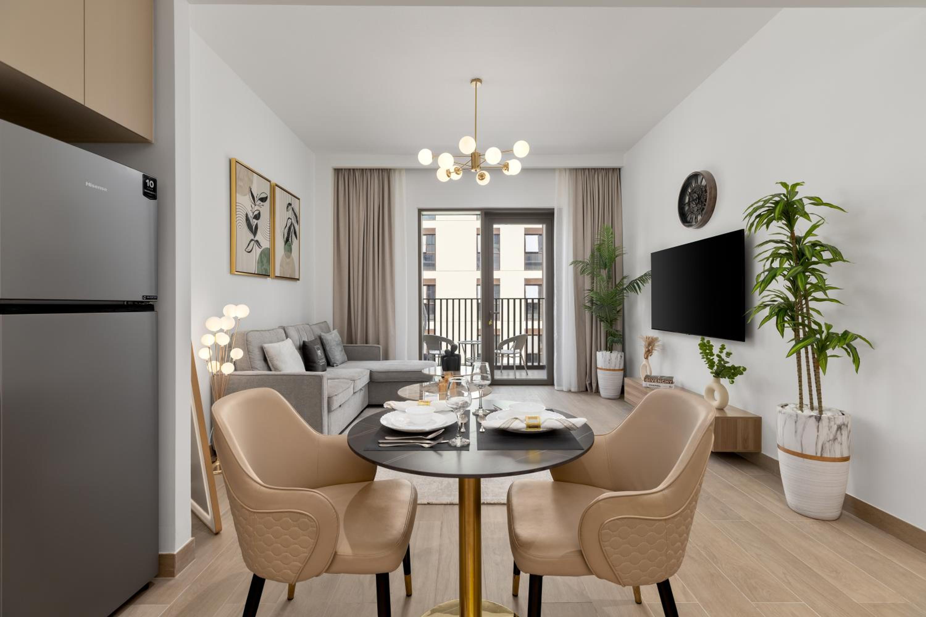 Maison Privee - Charming Urban Escape with Resort-Style Facilities