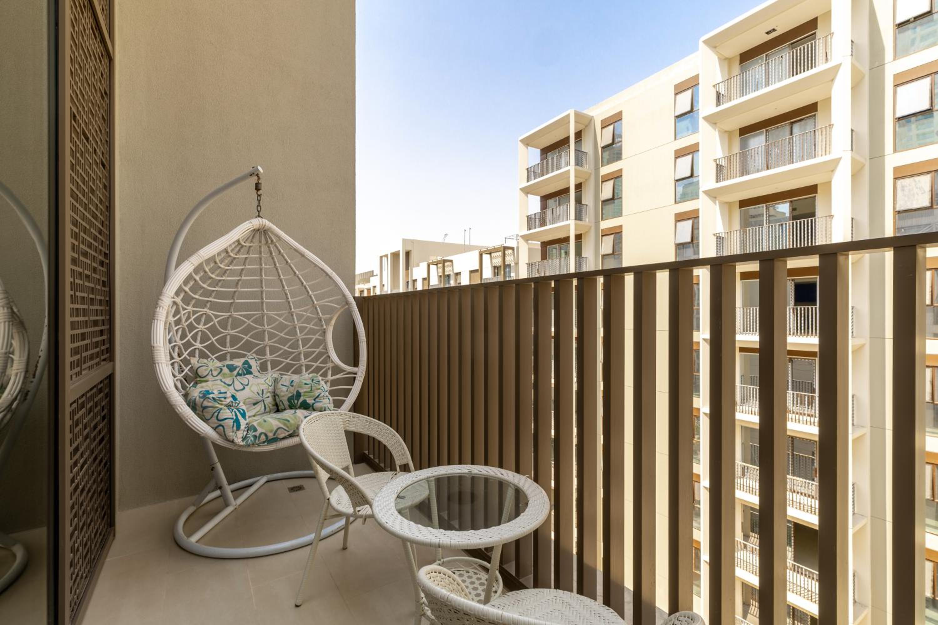 Maison Privee - Charming Urban Escape with Resort-Style Facilities